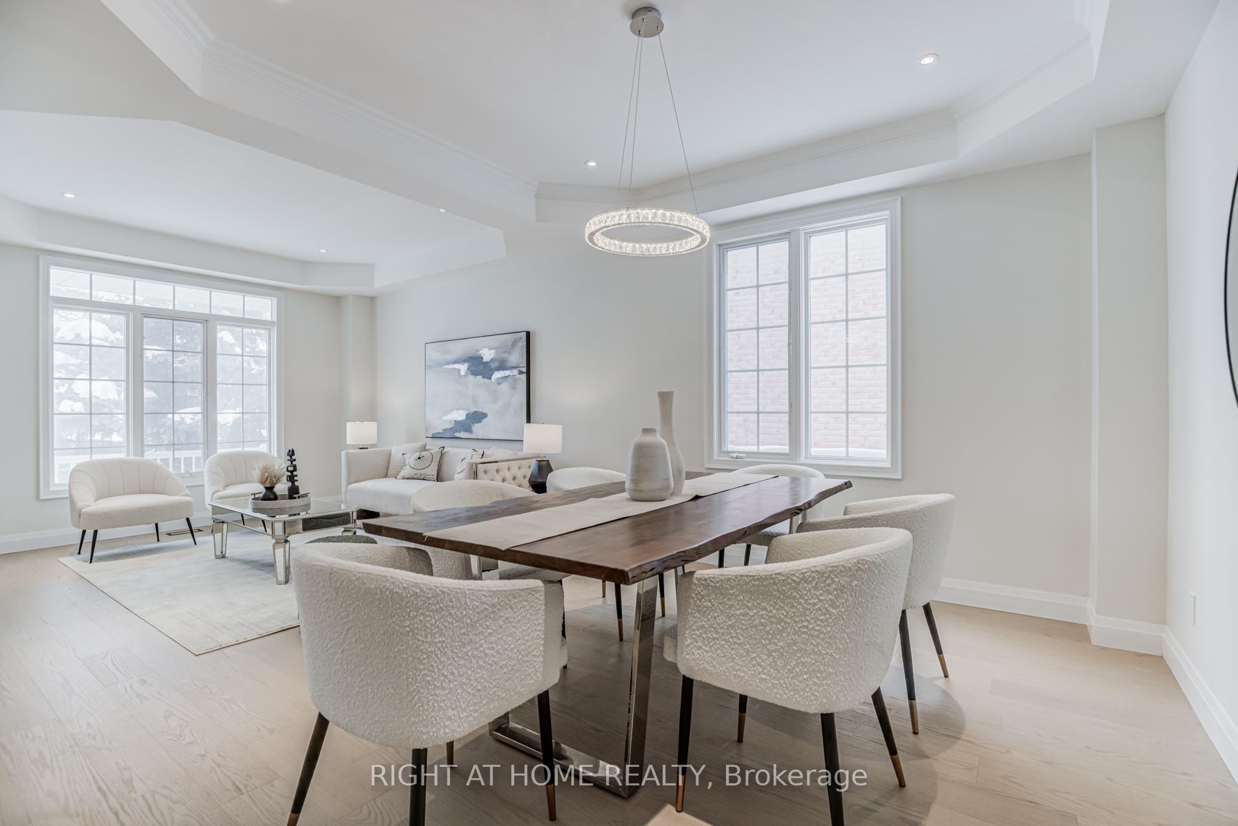 Photo 9 of 609 Carlton Road, Markham, Markville — HOMEH