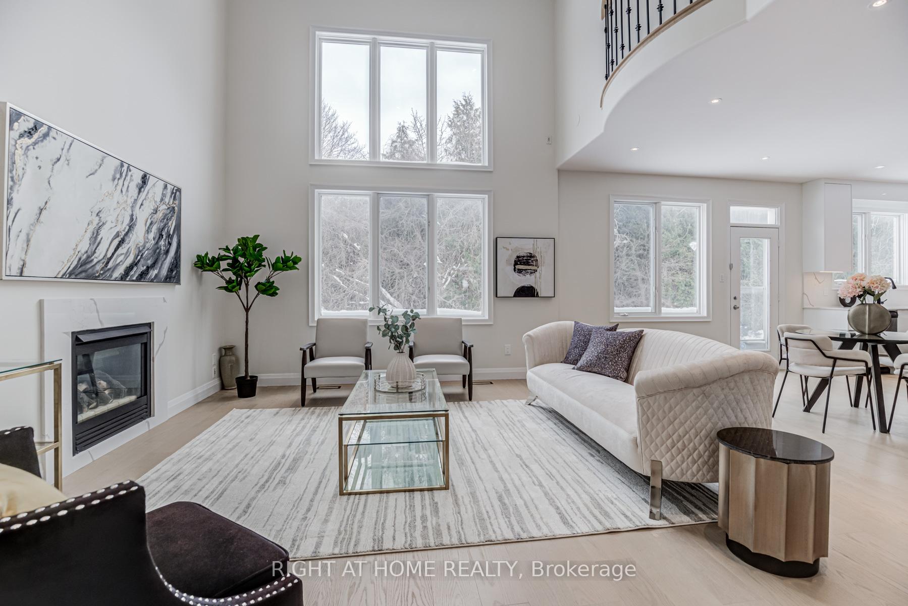 Photo 13 of 609 Carlton Road, Markham, Markville — HOMEH