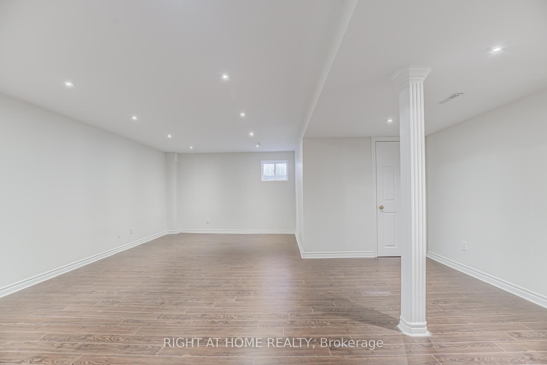 Photo 39 of 609 Carlton Road, Markham, Markville — HOMEH
