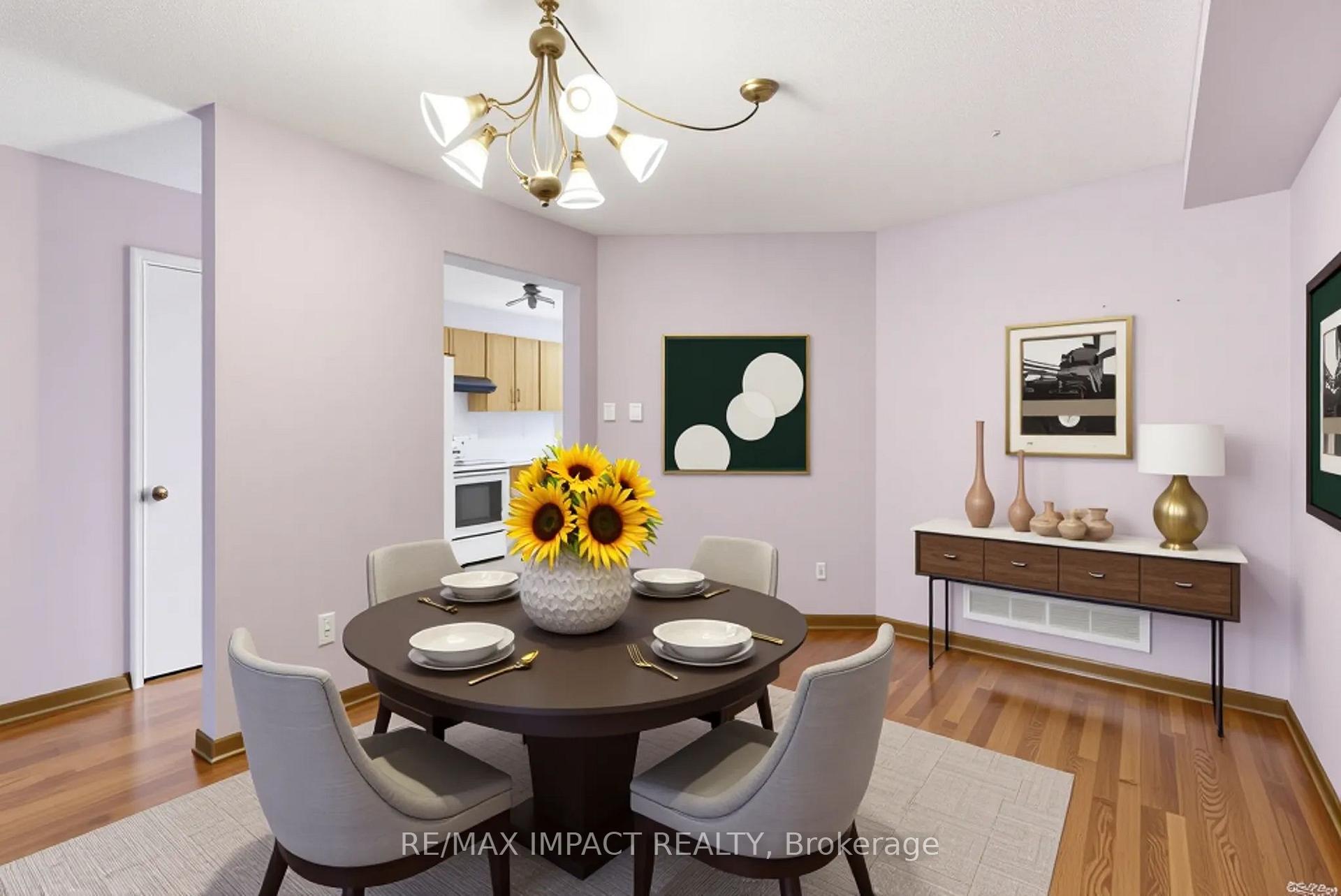 Photo 6 of 33 Pine Gate Place, Whitby, Williamsburg — HOMEH