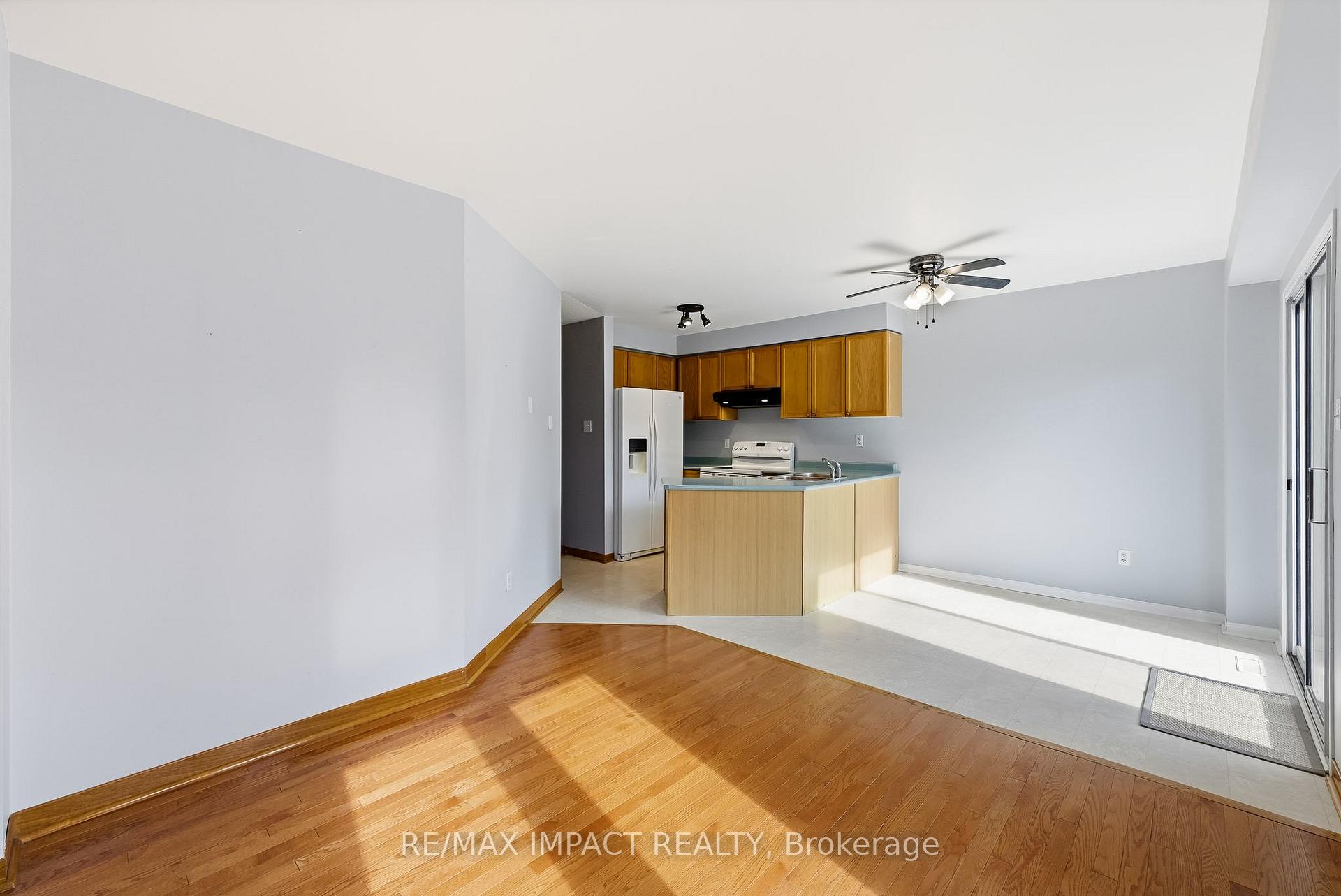 Photo 27 of 33 Pine Gate Place, Whitby, Williamsburg — HOMEH