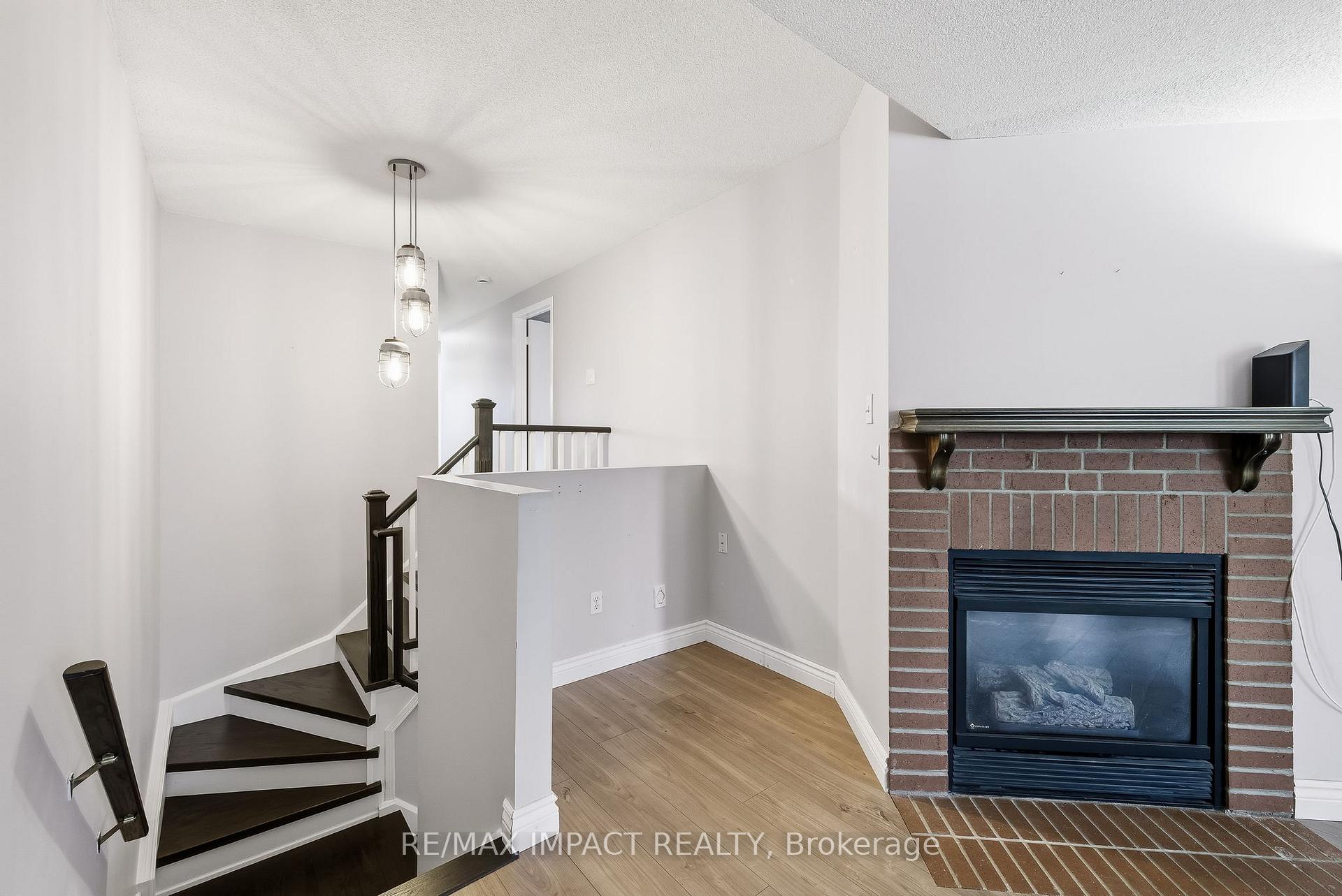 Photo 33 of 33 Pine Gate Place, Whitby, Williamsburg — HOMEH
