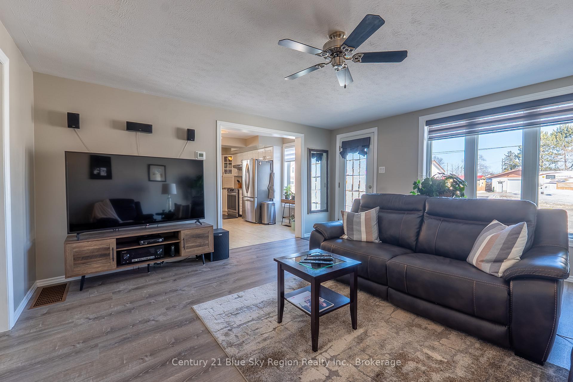 Photo 11 of 347 Levesque Street, West Nipissing, Sturgeon Falls — HOMEH