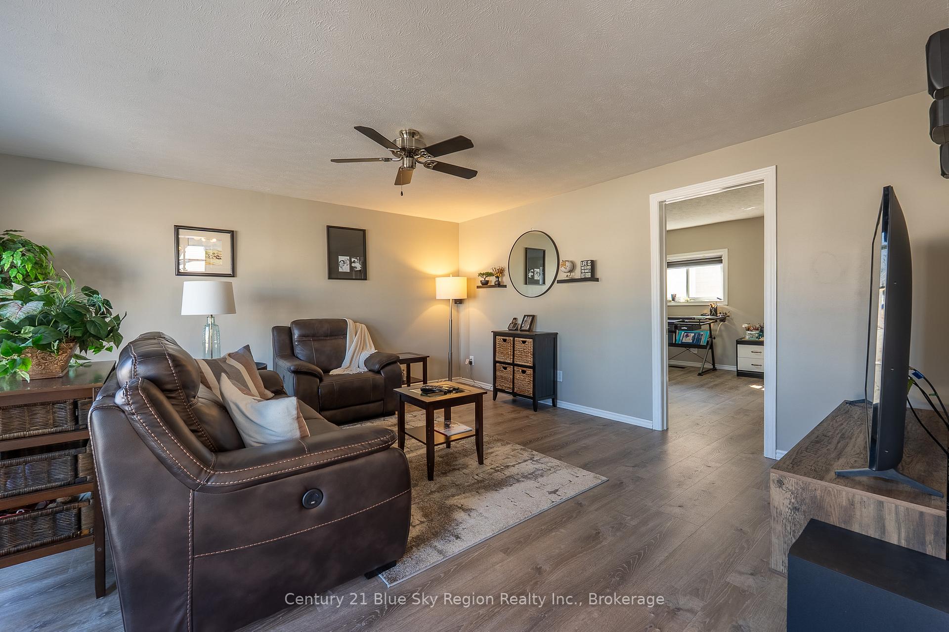 Photo 12 of 347 Levesque Street, West Nipissing, Sturgeon Falls — HOMEH