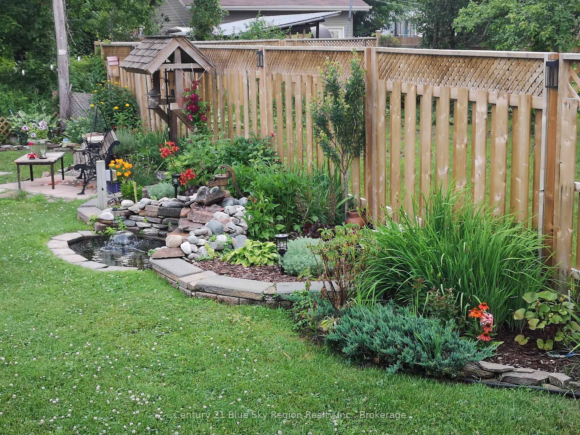 Photo 32 of 347 Levesque Street, West Nipissing, Sturgeon Falls — HOMEH