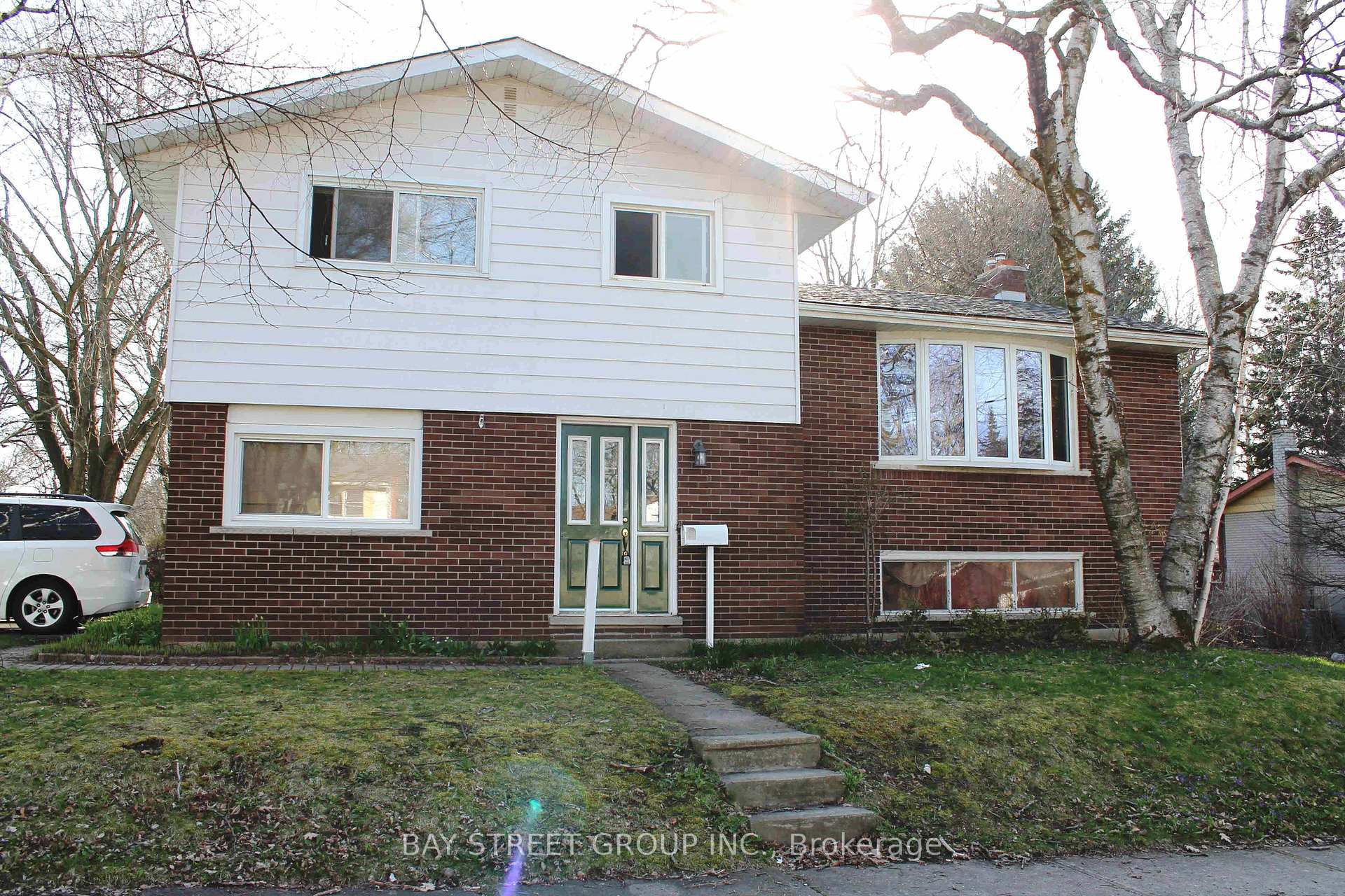 Front of 43 Cardill Crescent