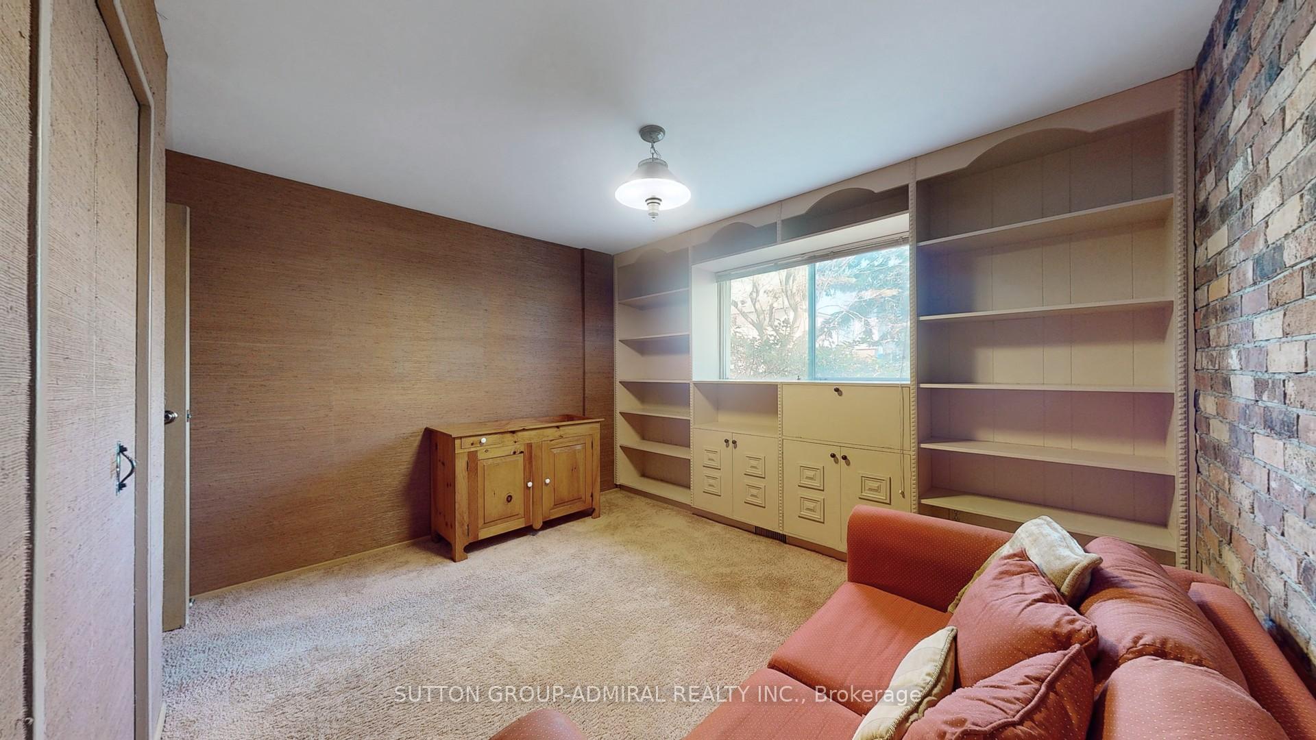Photo 35 of 200 Kirk Drive, Markham, Royal Orchard — HOMEH