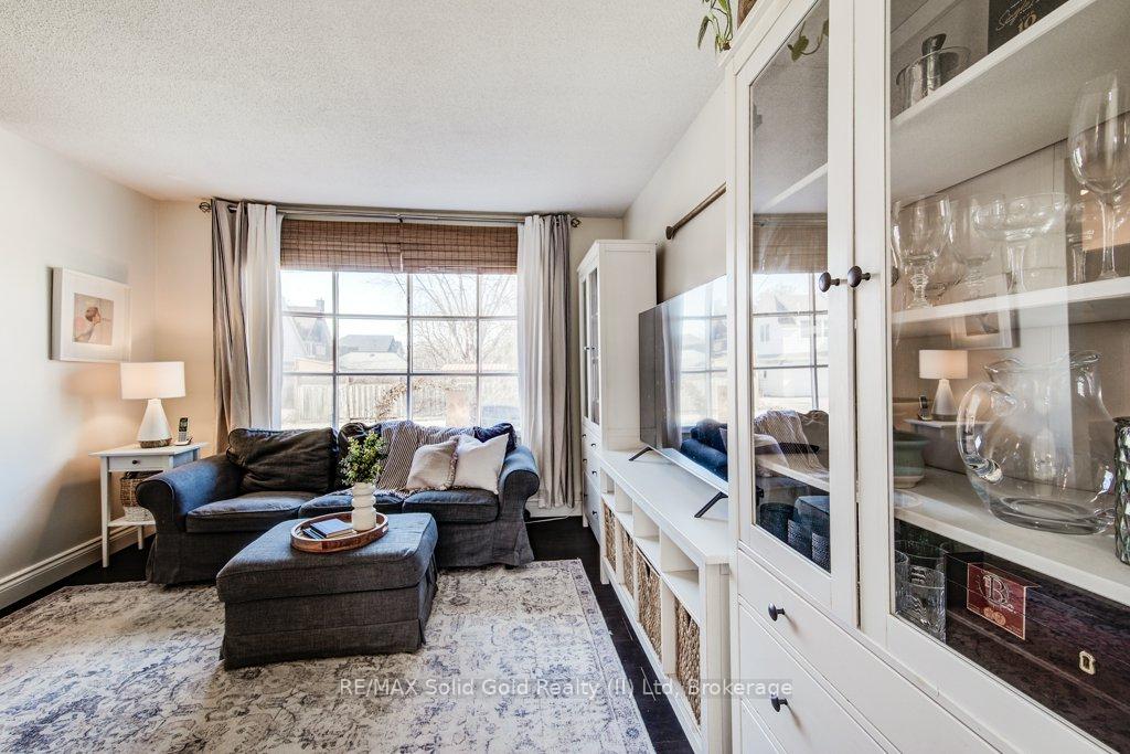 Photo 6 of 129 A Graham Street, Waterloo — HOMEH