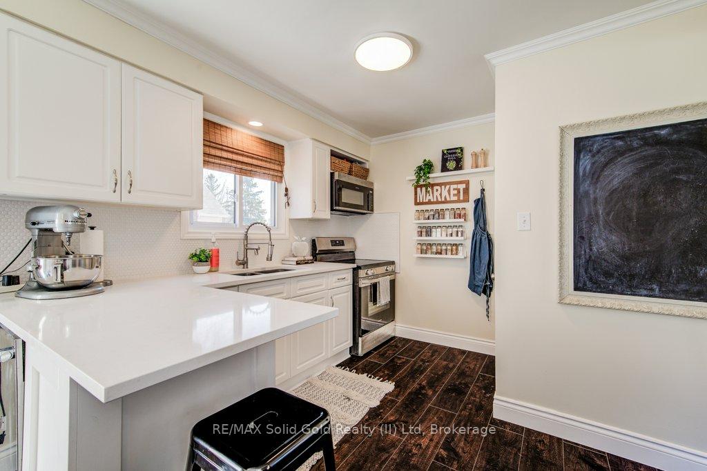 Photo 11 of 129 A Graham Street, Waterloo — HOMEH