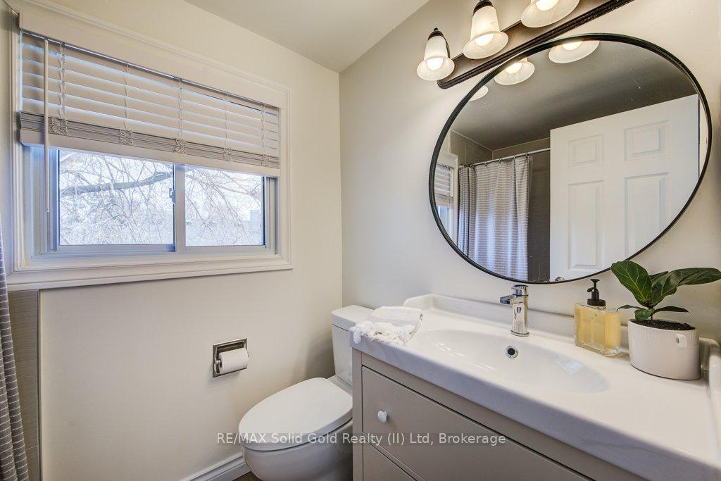 Photo 14 of 129 A Graham Street, Waterloo — HOMEH