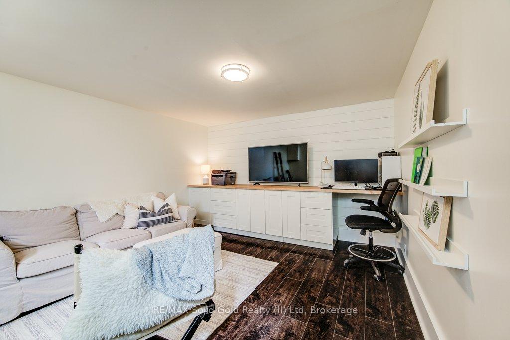 Photo 21 of 129 A Graham Street, Waterloo — HOMEH