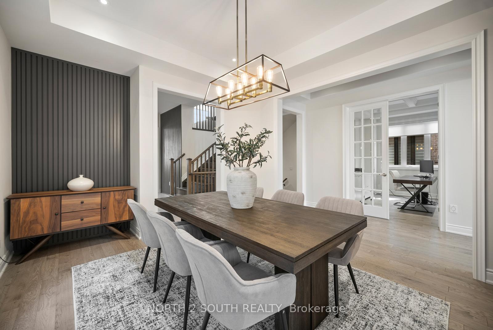 Photo 9 of 25 Pine Heights Drive, Vaughan, Vellore Village — HOMEH