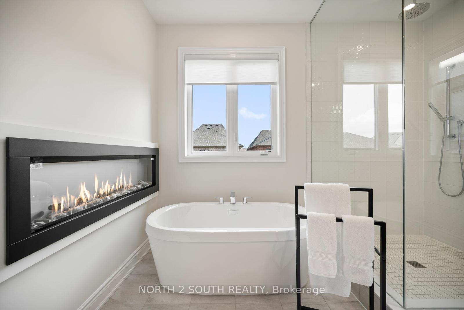Photo 36 of 25 Pine Heights Drive, Vaughan, Vellore Village — HOMEH