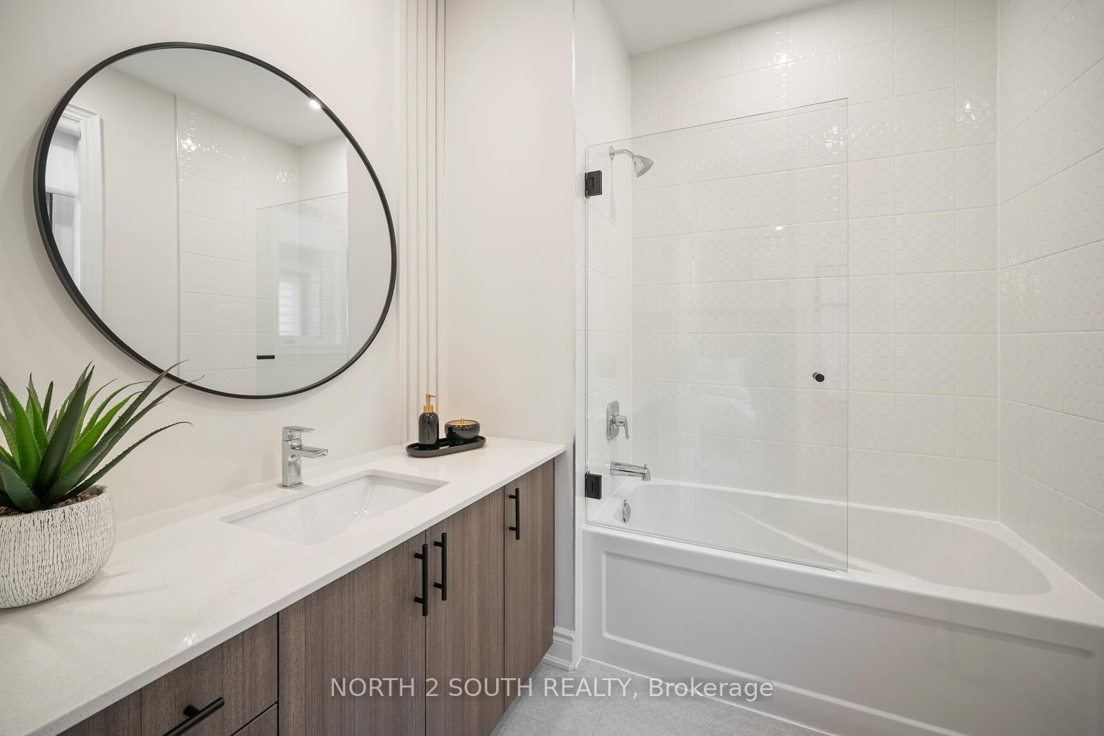 Photo 44 of 25 Pine Heights Drive, Vaughan, Vellore Village — HOMEH