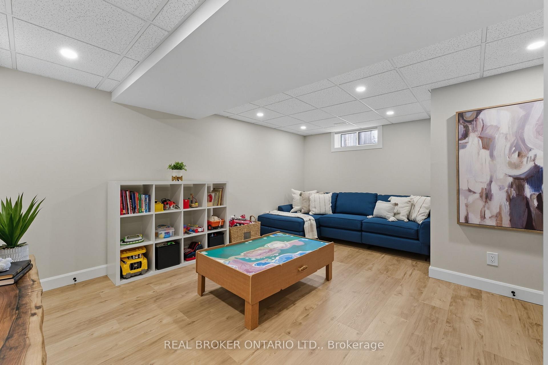 Photo 19 of 5 Snyder Avenue N, Woolwich — HOMEH