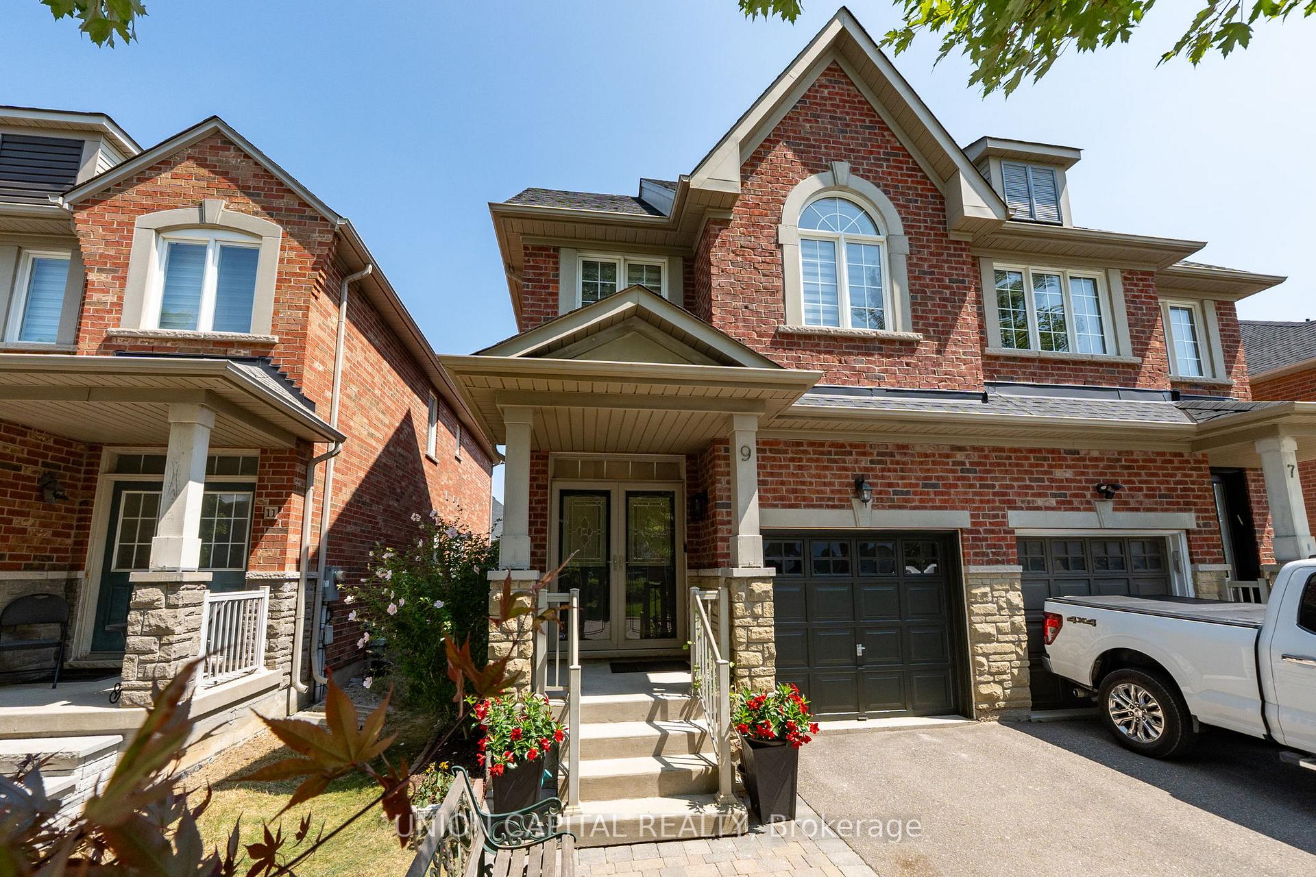 Front of 9 Landwood Avenue
