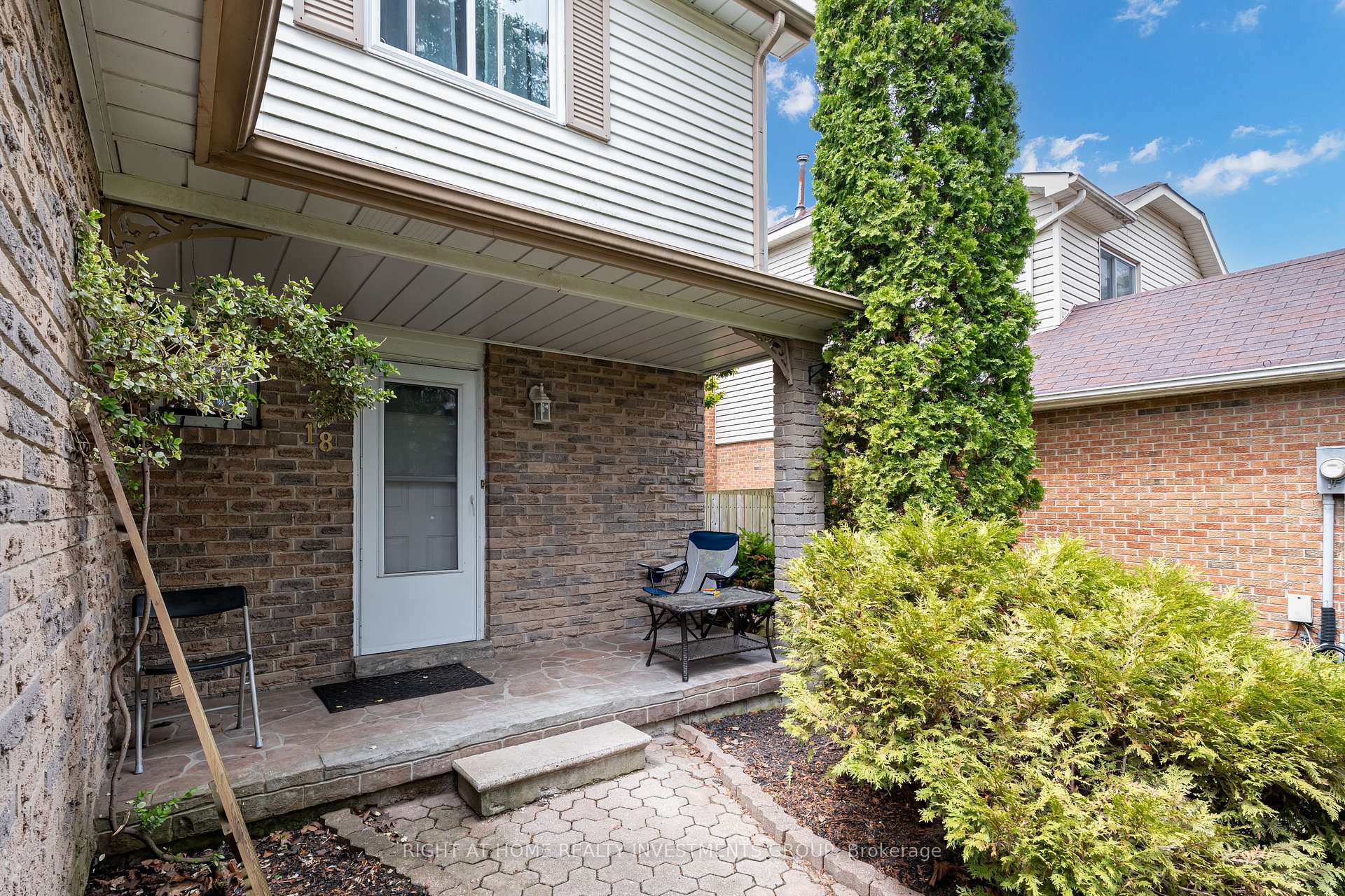 Photo 5 of 18 Goodfellow Street, Whitby, Lynde Creek — HOMEH