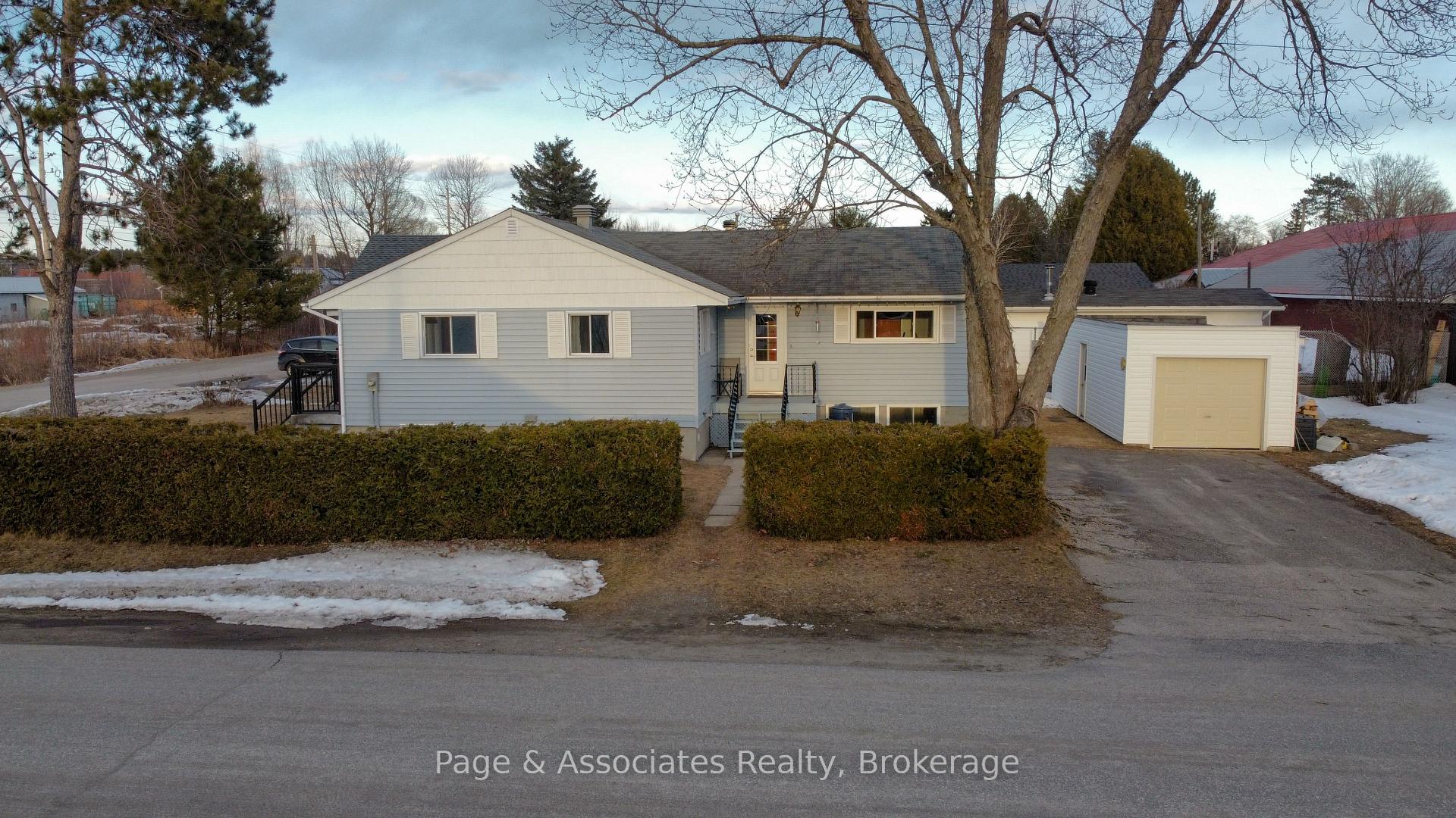 Photo 1 of 160 Railway Street, West Nipissing, Sturgeon Falls — HOMEH