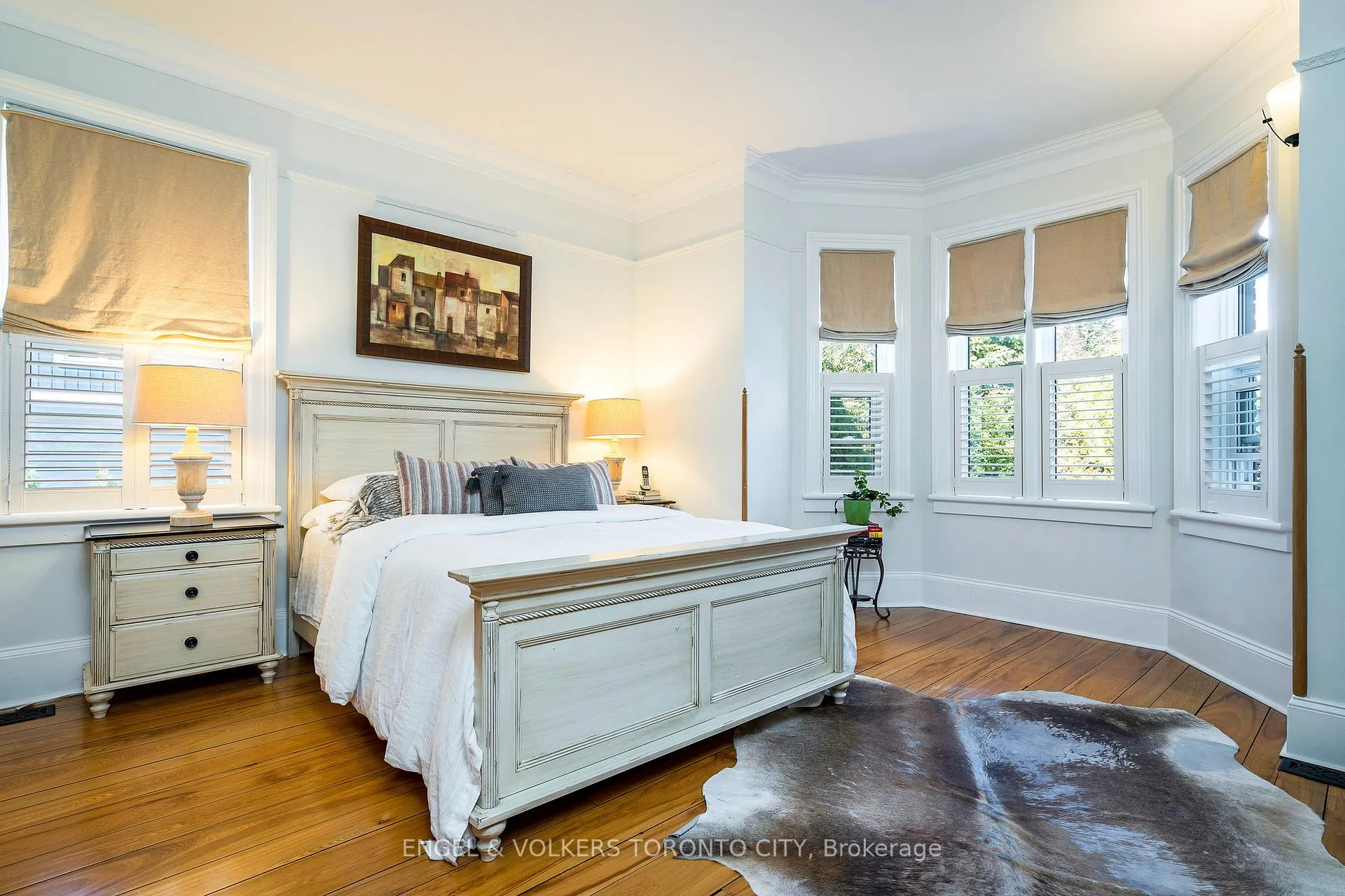 Photo 11 of 13 Huron Street W, Blue Mountains — HOMEH
