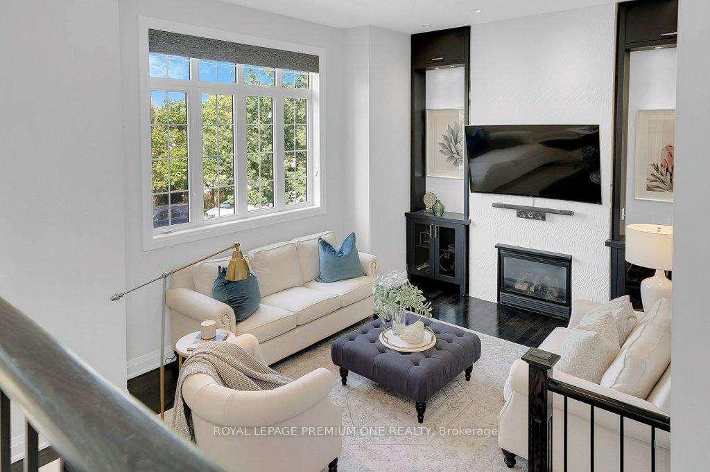 Photo 14 of 15 Basilica Drive, Vaughan, Vellore Village — HOMEH