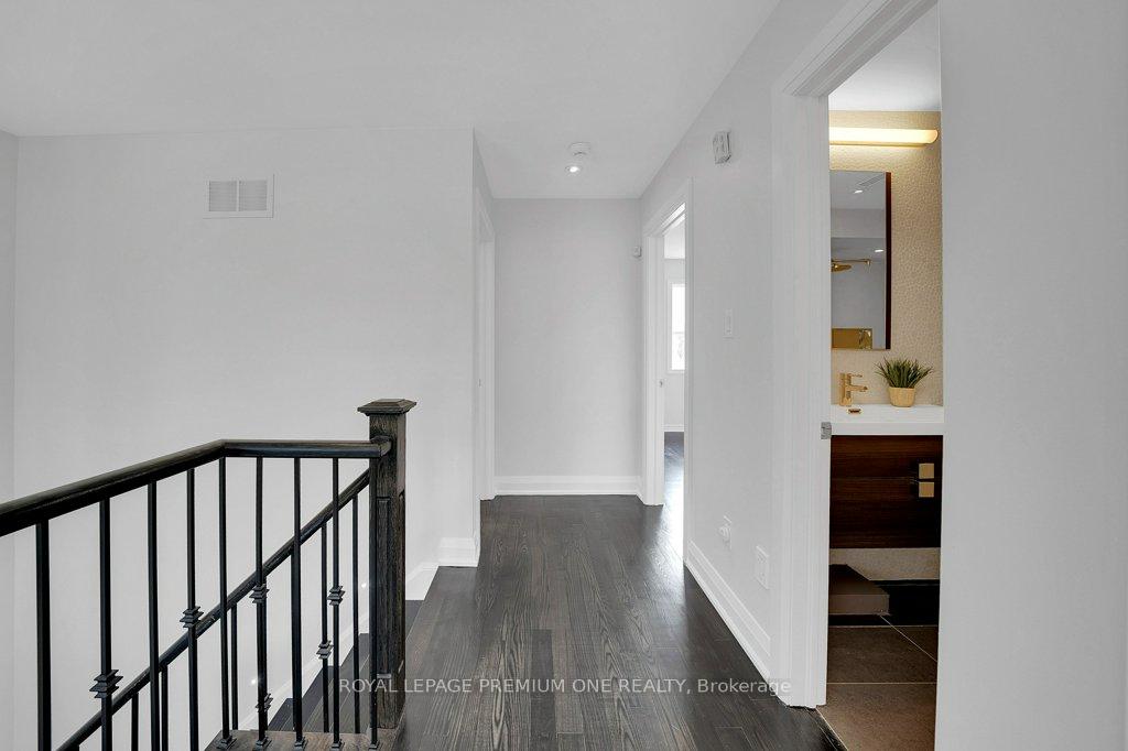 Photo 15 of 15 Basilica Drive, Vaughan, Vellore Village — HOMEH