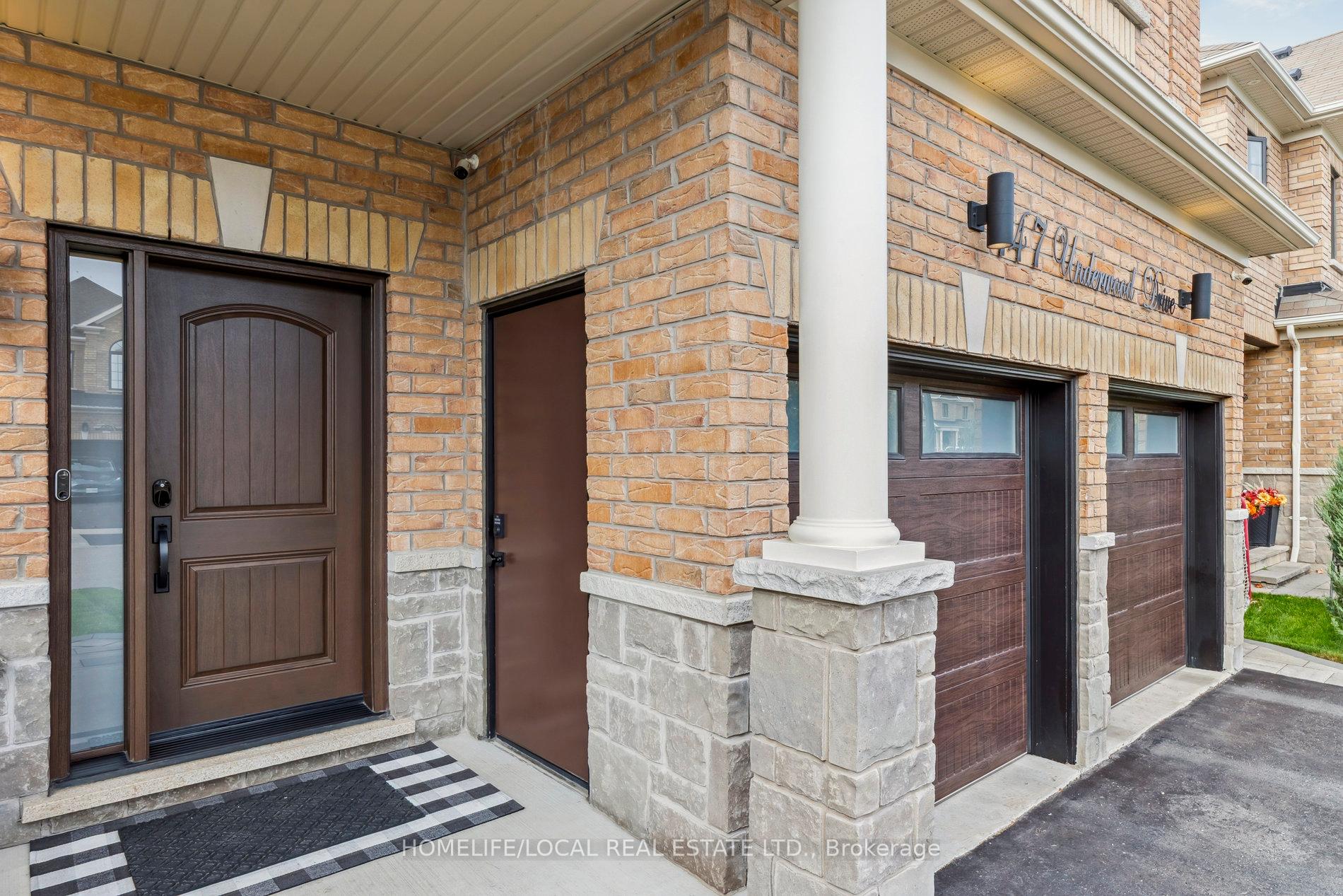 Photo 2 of 147 Underwood Drive, Whitby, Brooklin — HOMEH