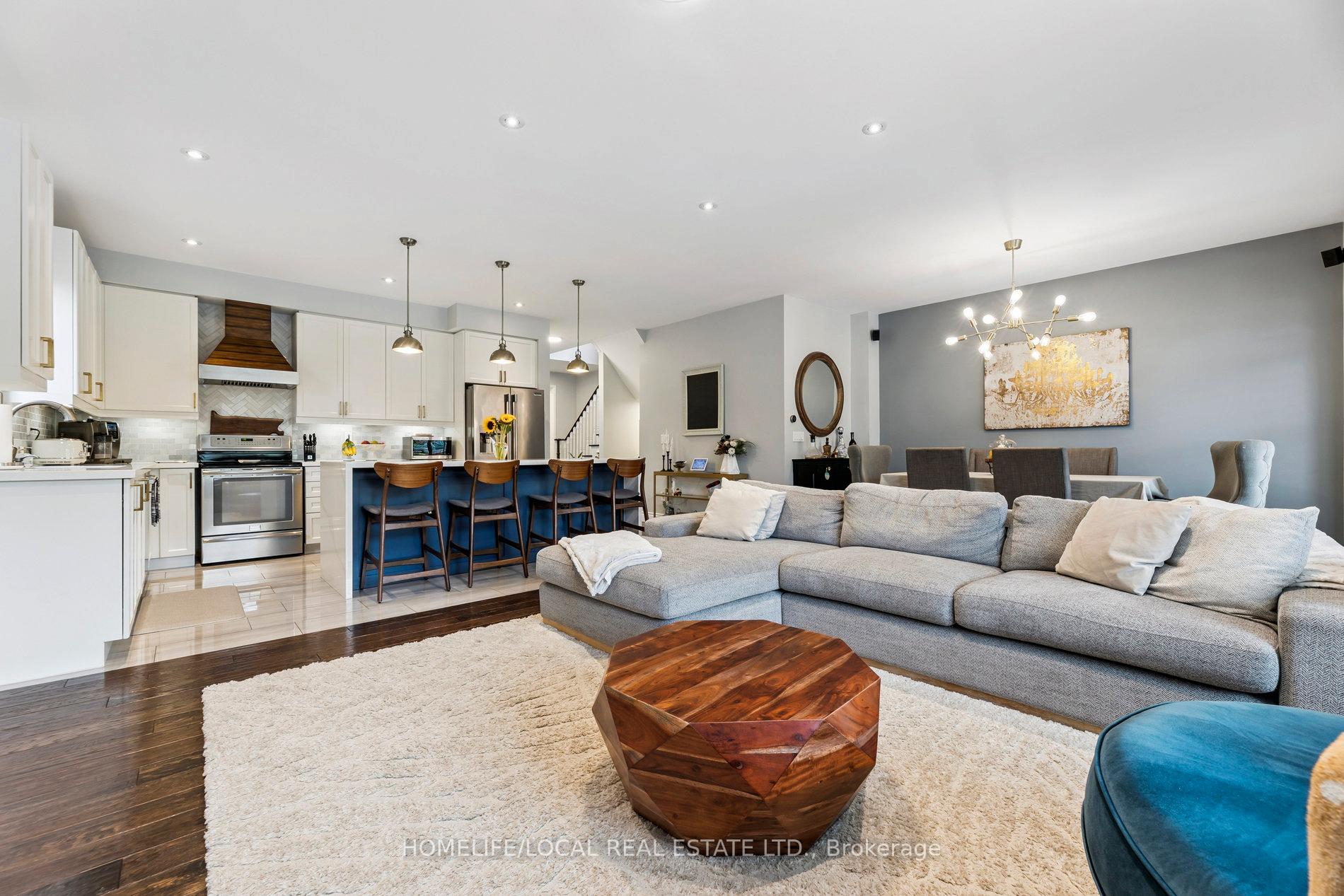 Photo 6 of 147 Underwood Drive, Whitby, Brooklin — HOMEH