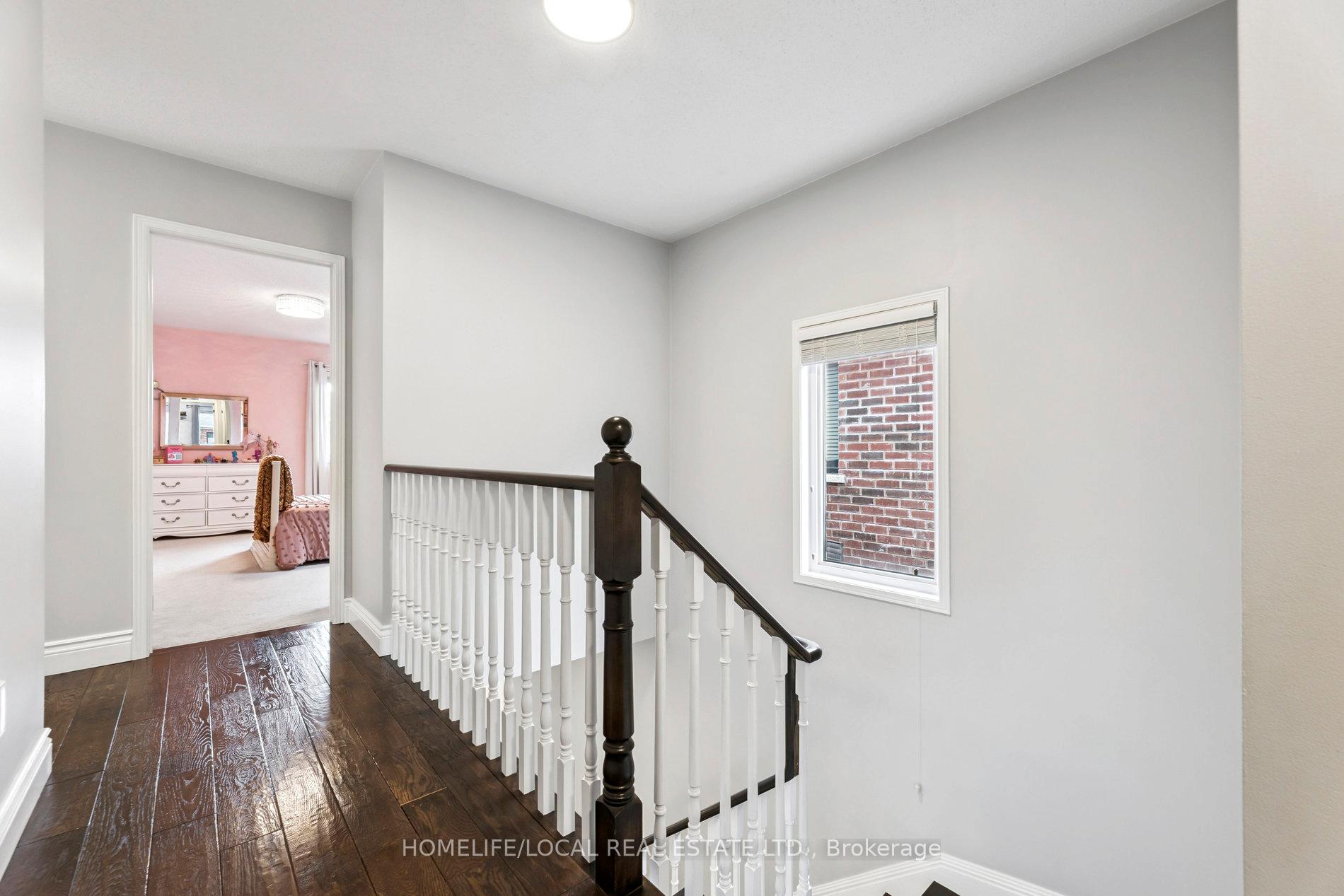 Photo 20 of 147 Underwood Drive, Whitby, Brooklin — HOMEH