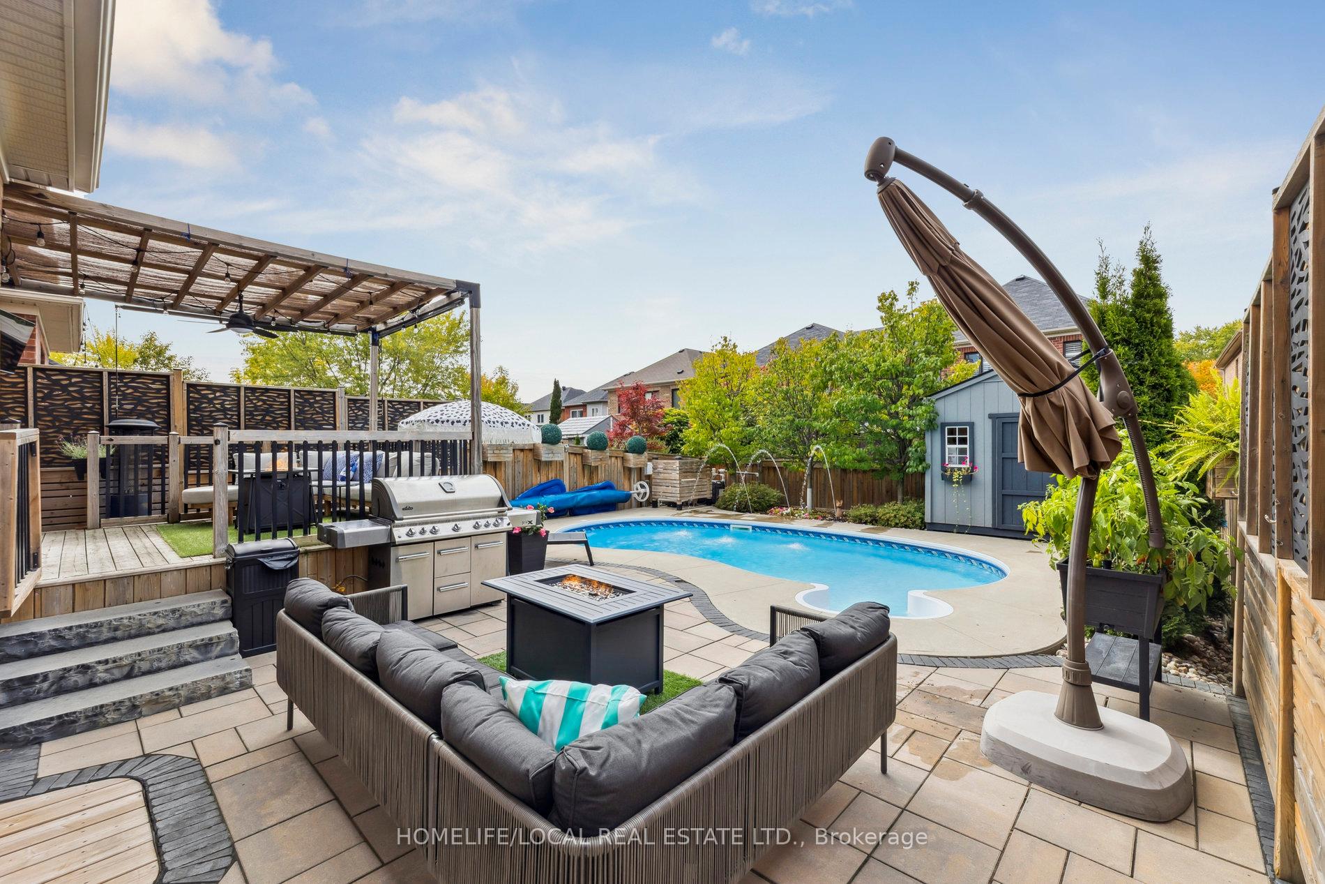 Photo 46 of 147 Underwood Drive, Whitby, Brooklin — HOMEH