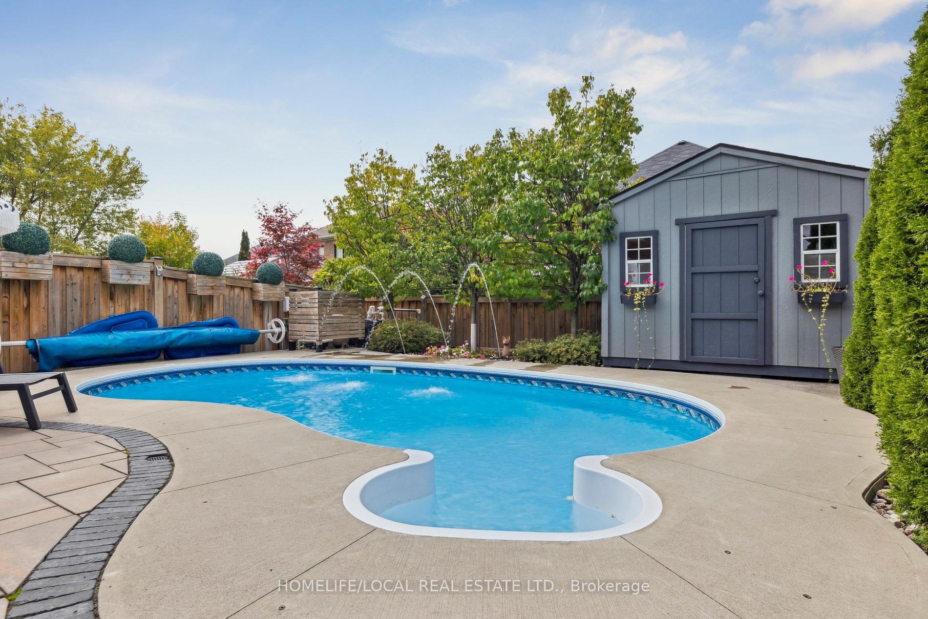 Photo 47 of 147 Underwood Drive, Whitby, Brooklin — HOMEH