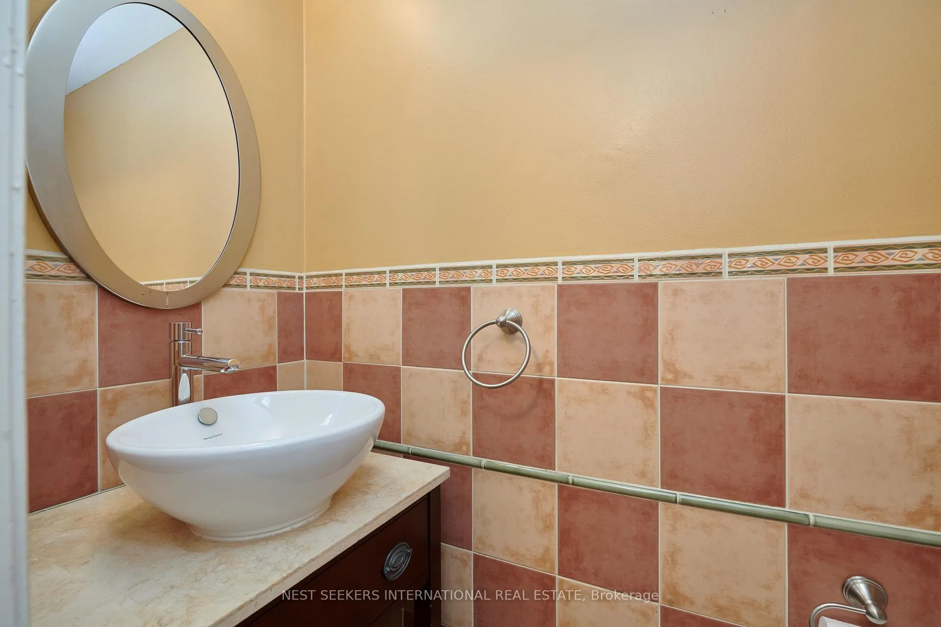 Photo 10 of 42 Montserrand Street, Barrie, Holly — HOMEH