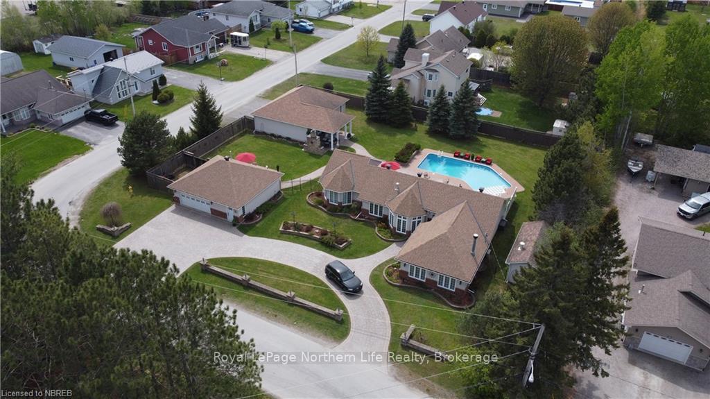 Photo 1 of 189 Pine Street, West Nipissing, Sturgeon Falls — HOMEH
