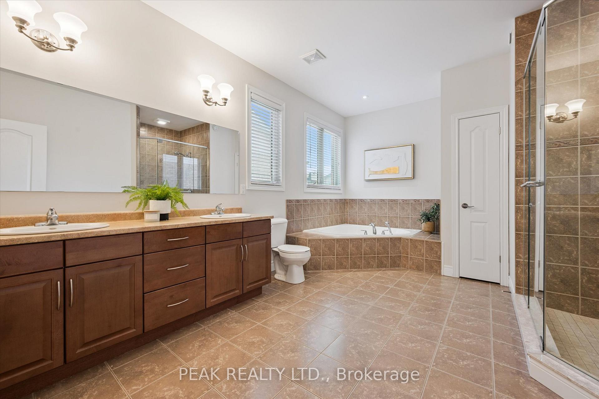 Photo 18 of 308 Townsend Drive, Woolwich, Breslau — HOMEH