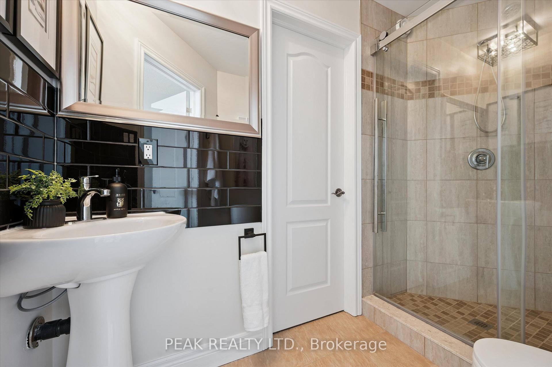 Photo 22 of 308 Townsend Drive, Woolwich, Breslau — HOMEH