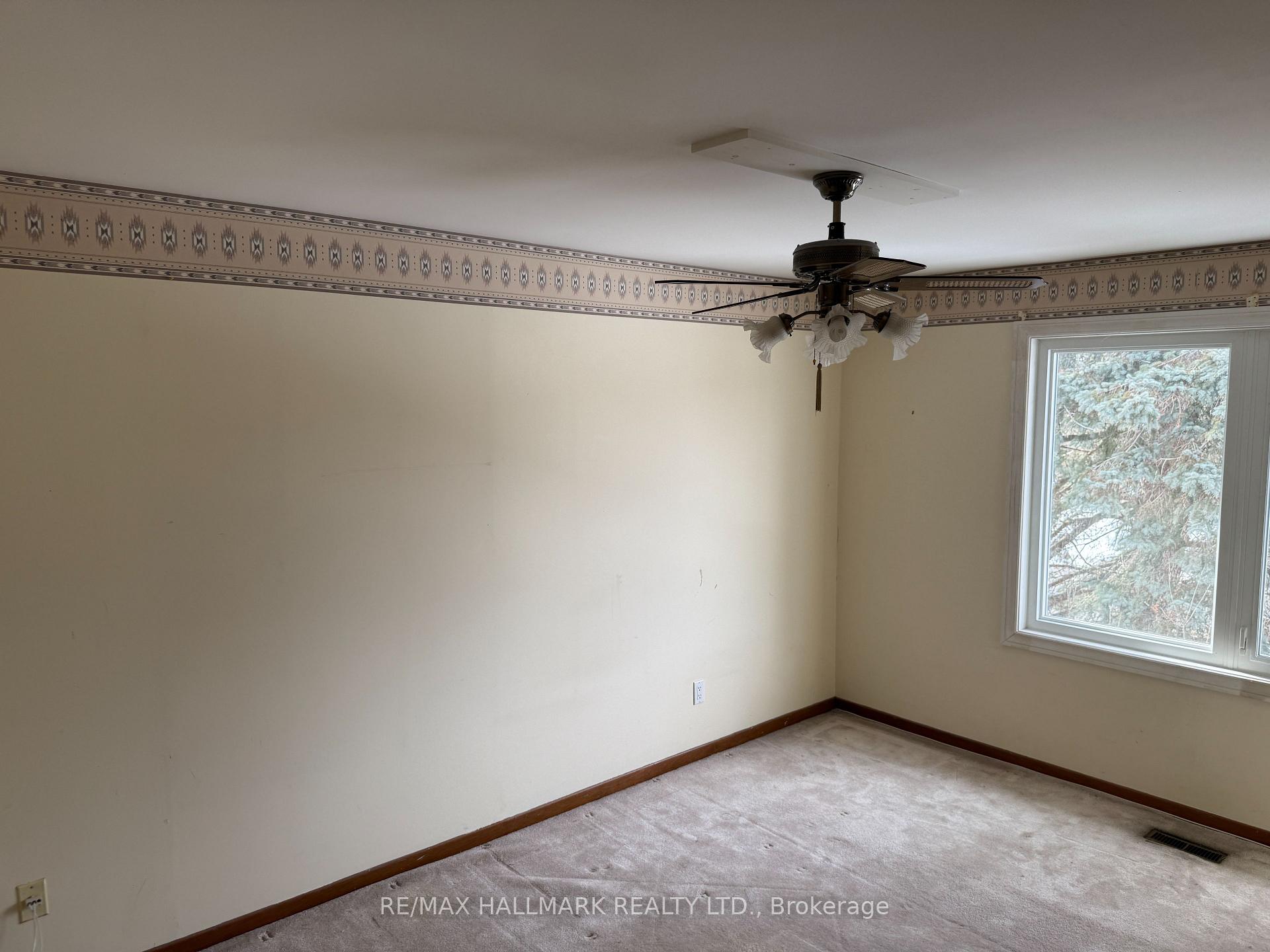 Photo 13 of 35 Carlton Road, Markham, Unionville — HOMEH