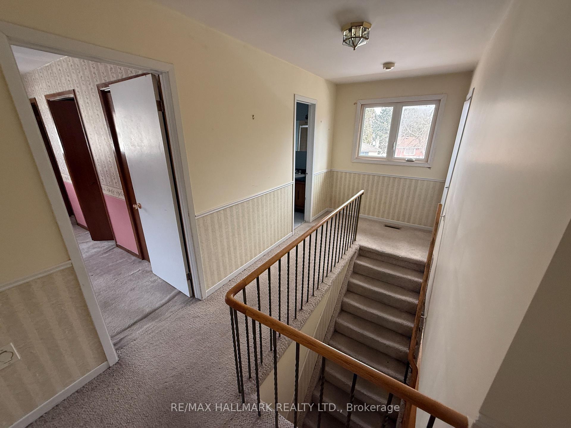 Photo 20 of 35 Carlton Road, Markham, Unionville — HOMEH