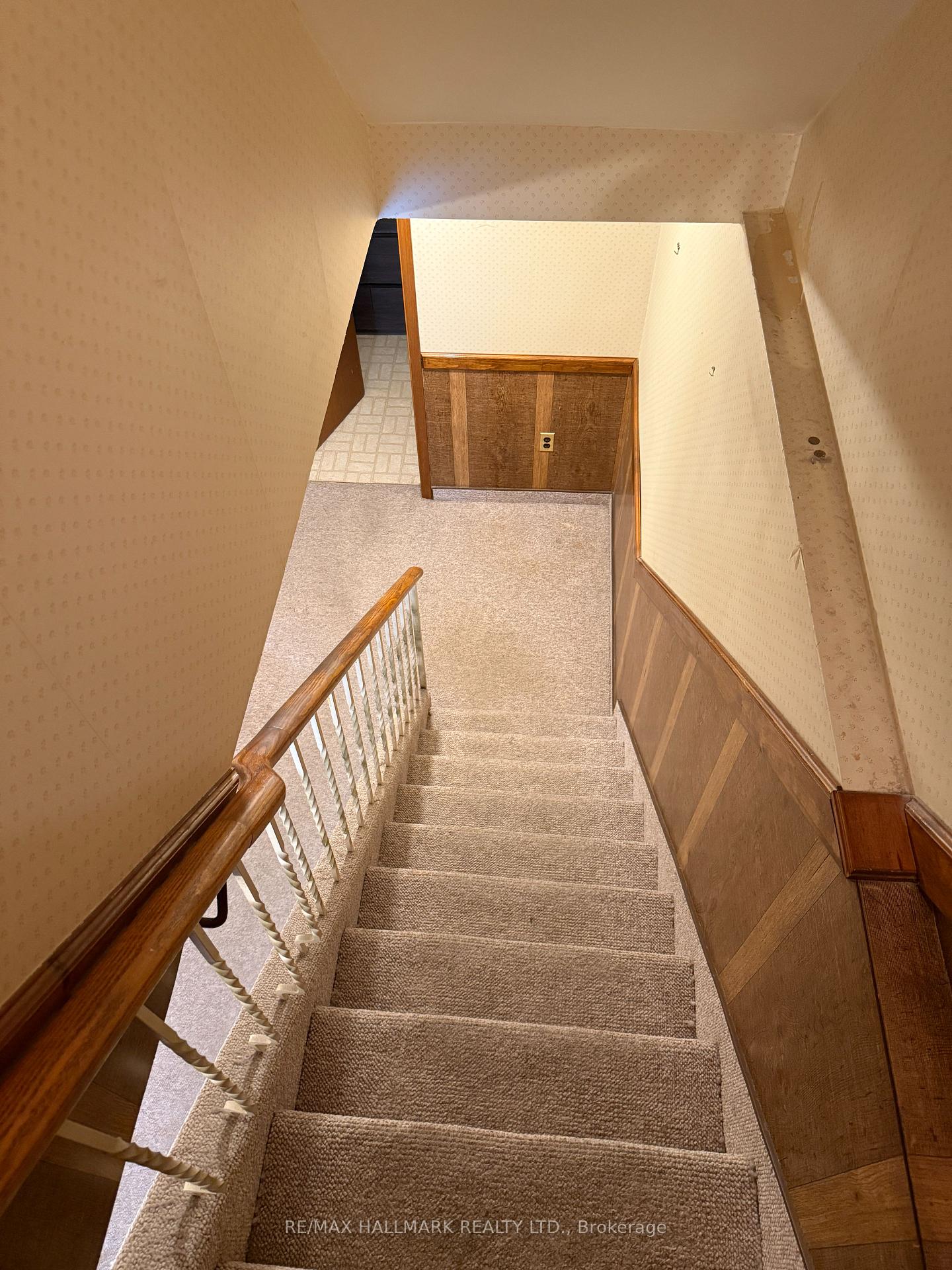 Photo 21 of 35 Carlton Road, Markham, Unionville — HOMEH