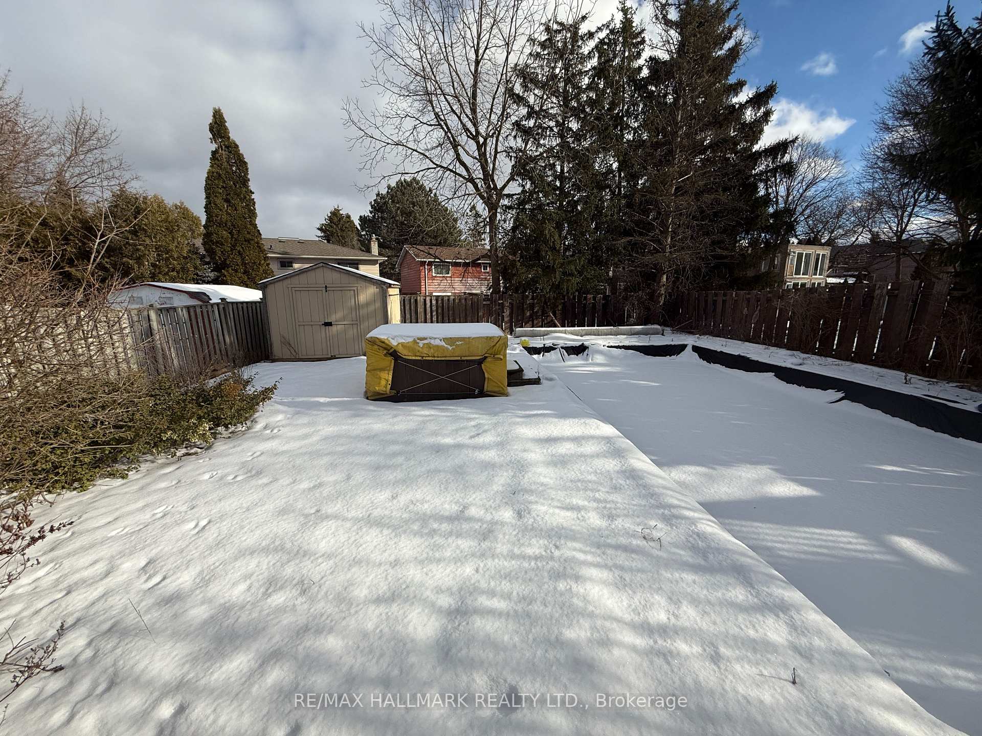 Photo 31 of 35 Carlton Road, Markham, Unionville — HOMEH