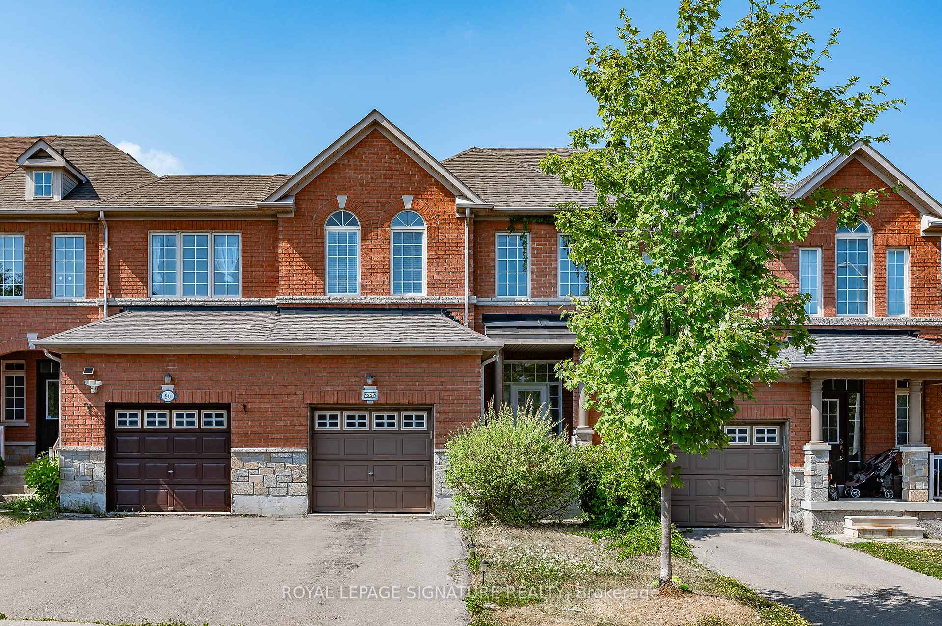 Photo 1 of 92 Cabernet Road, Vaughan, Patterson — HOMEH