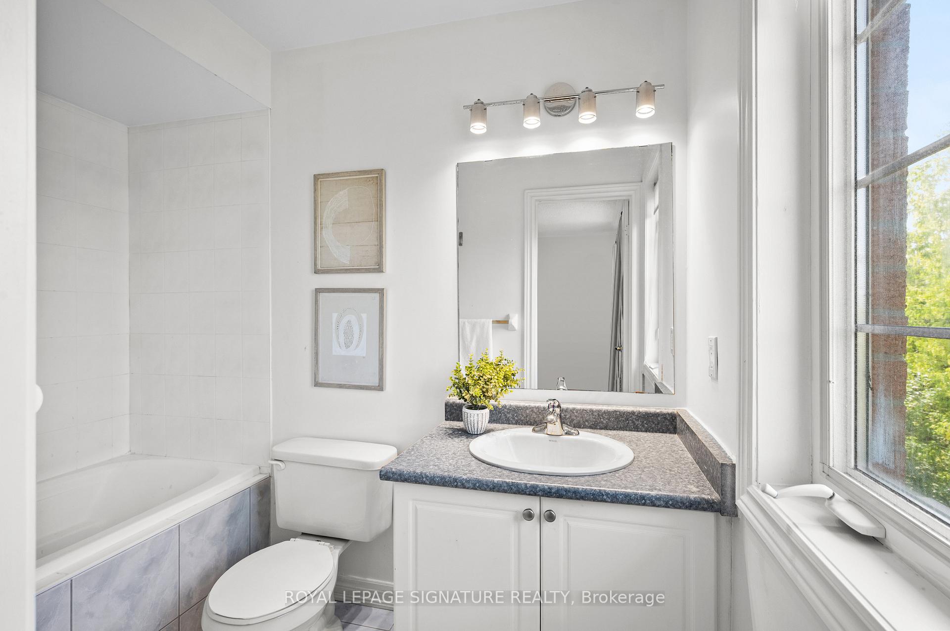 Photo 17 of 92 Cabernet Road, Vaughan, Patterson — HOMEH