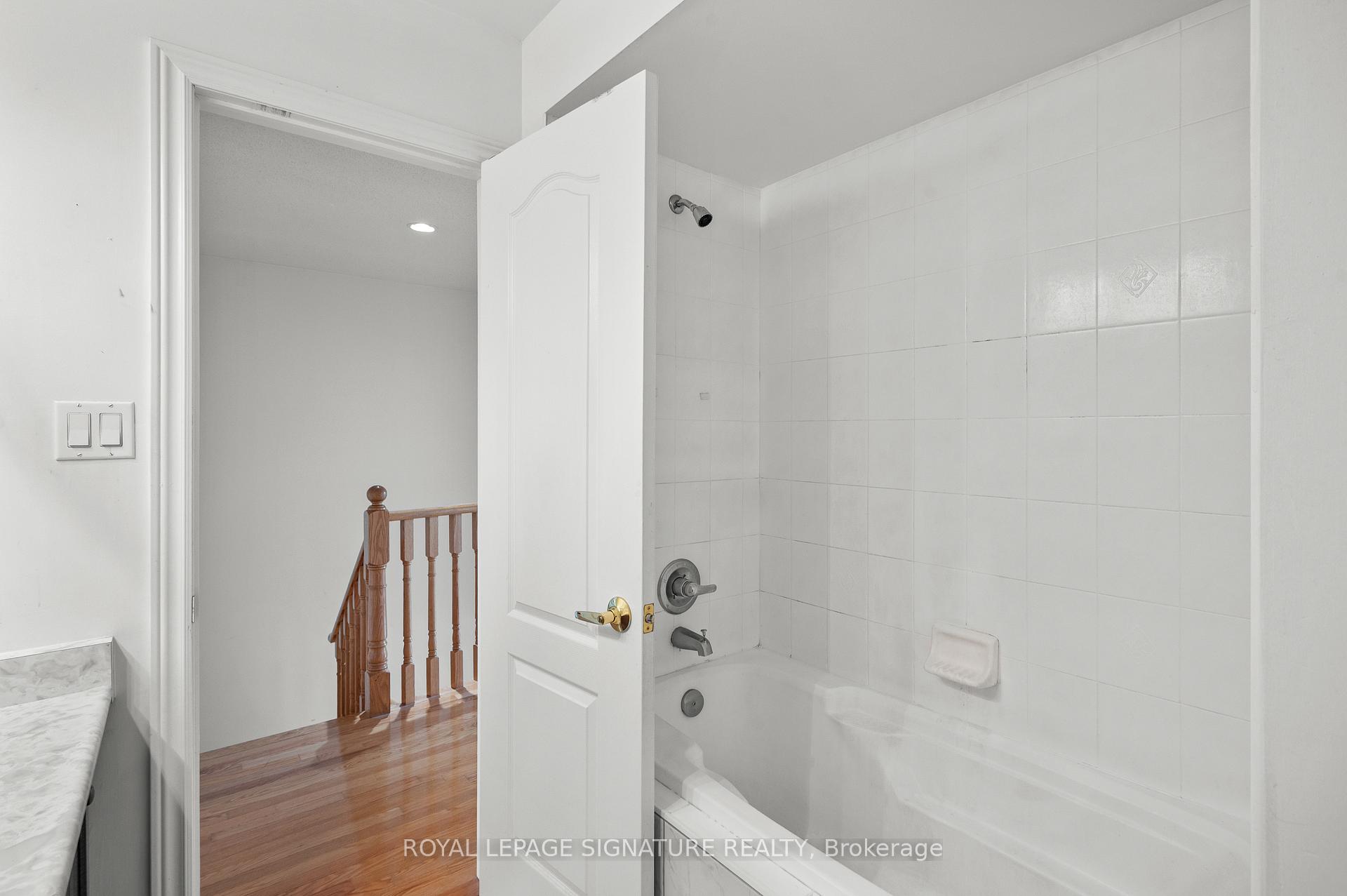 Photo 23 of 92 Cabernet Road, Vaughan, Patterson — HOMEH
