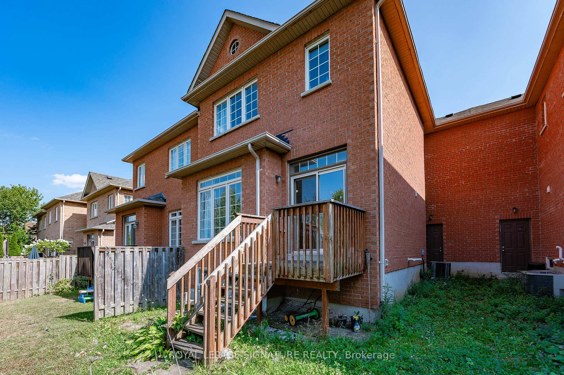 Photo 29 of 92 Cabernet Road, Vaughan, Patterson — HOMEH