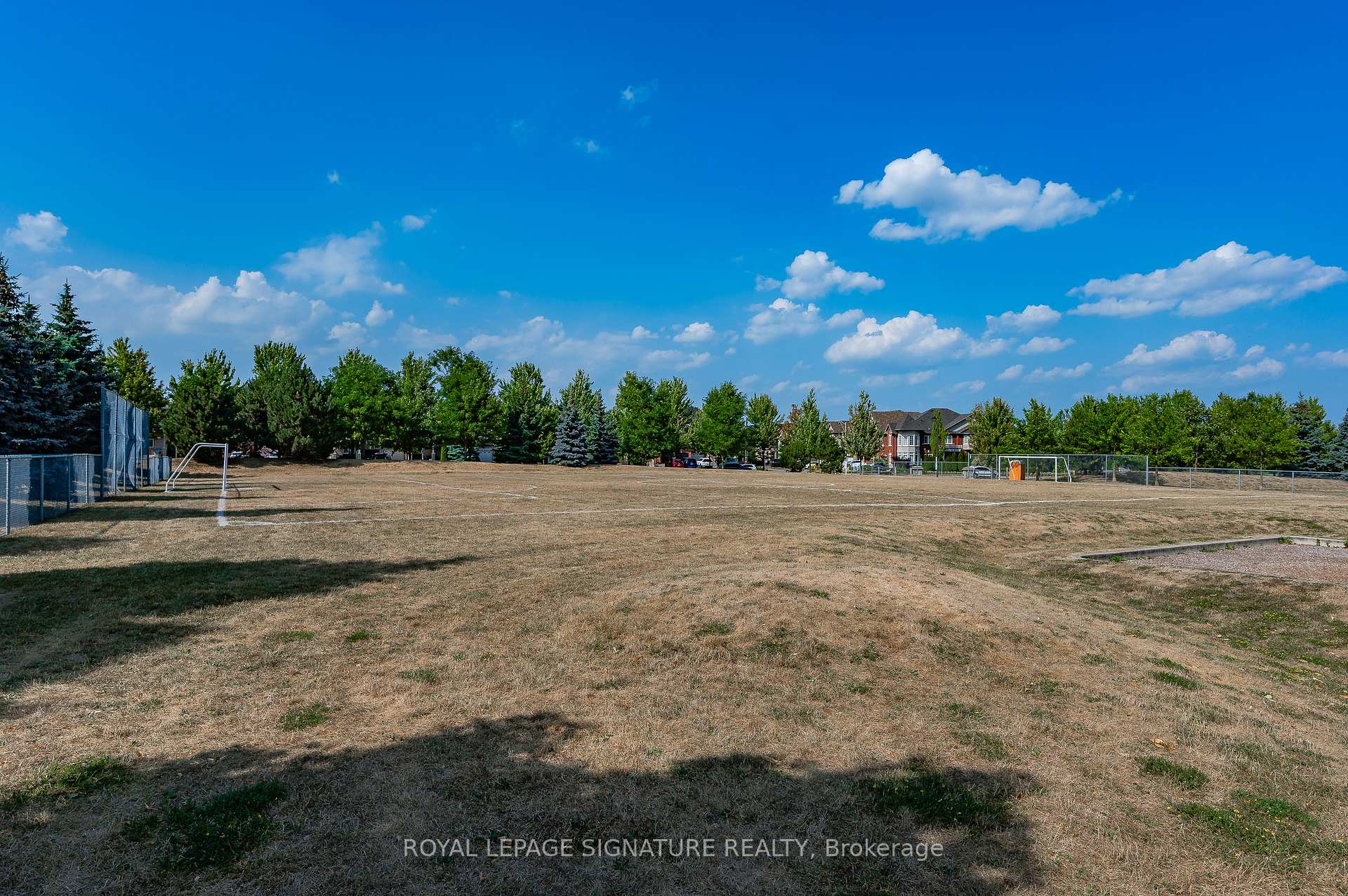 Photo 33 of 92 Cabernet Road, Vaughan, Patterson — HOMEH