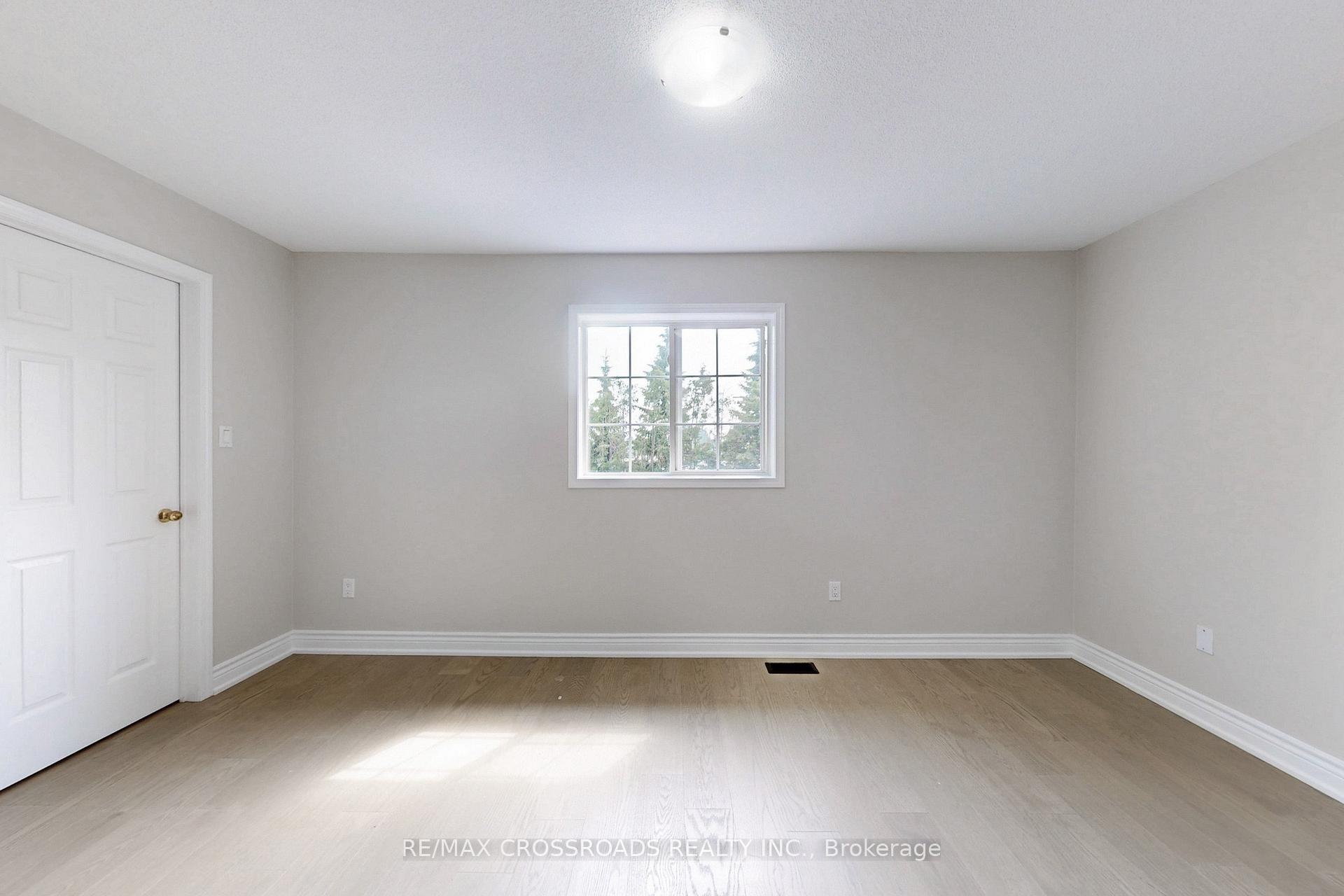 Photo 24 of 29 Regatta Crescent, Whitby, Port Whitby — HOMEH