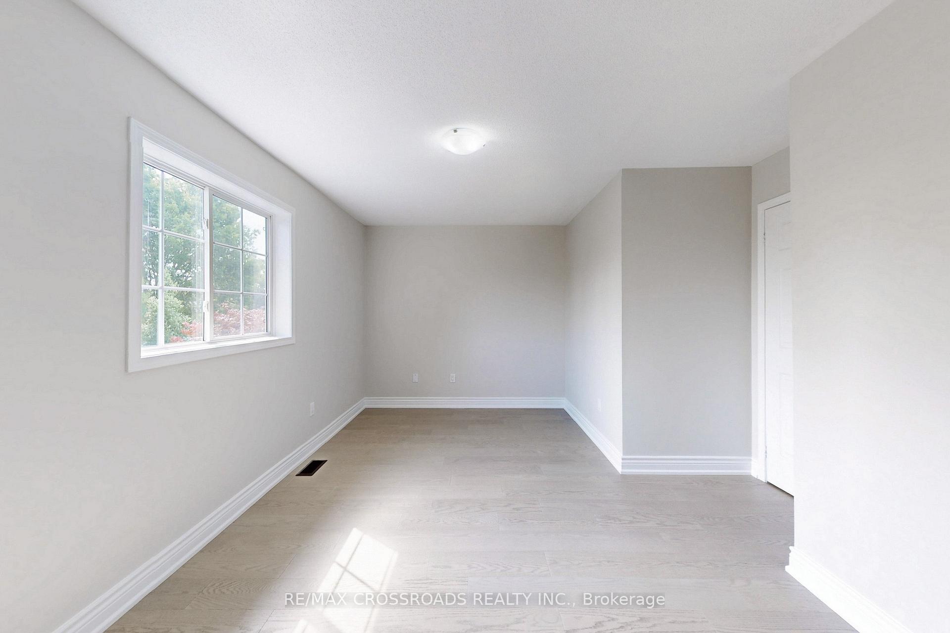 Photo 25 of 29 Regatta Crescent, Whitby, Port Whitby — HOMEH