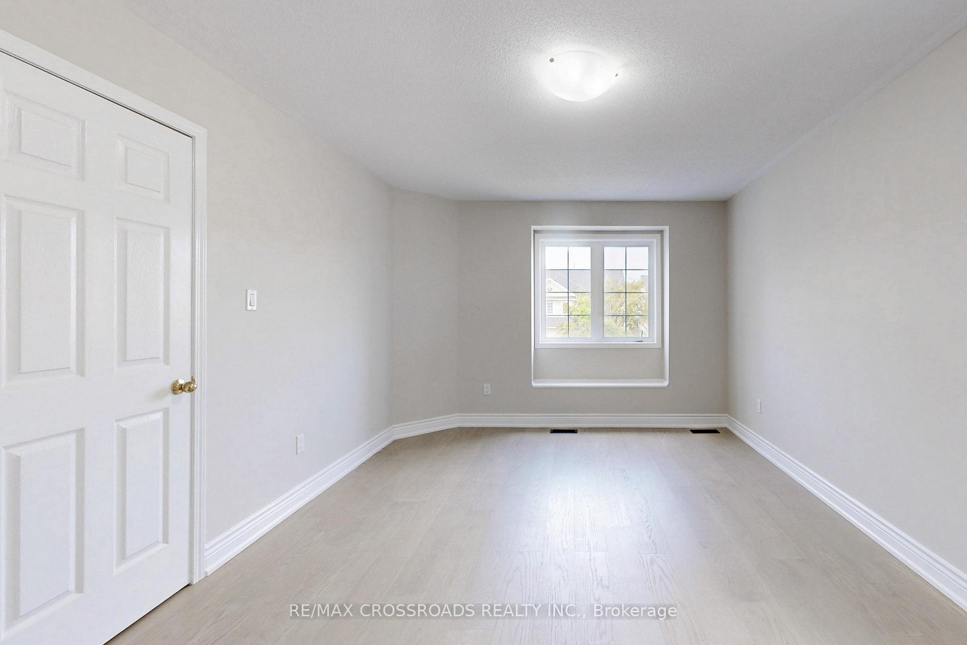 Photo 27 of 29 Regatta Crescent, Whitby, Port Whitby — HOMEH