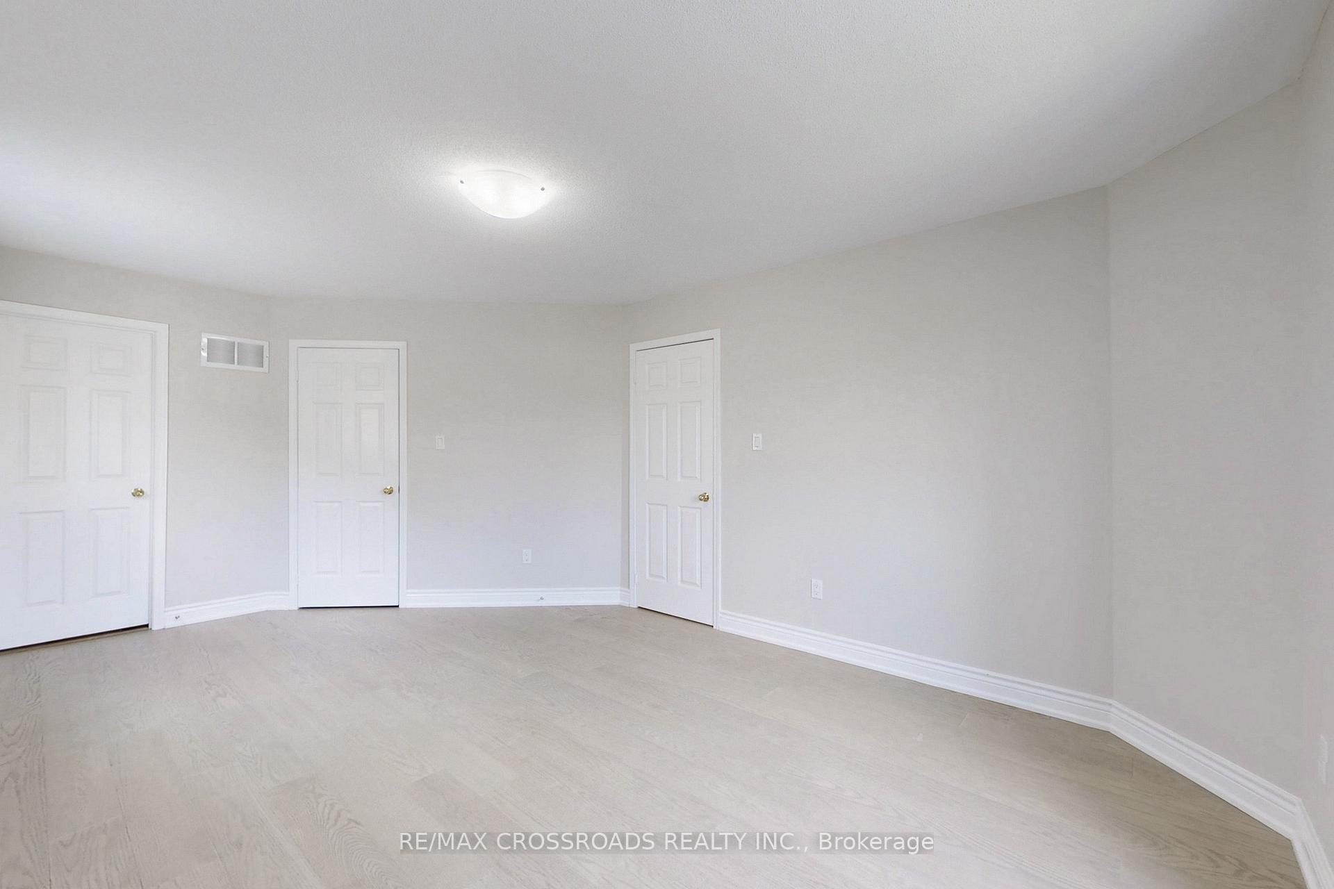 Photo 29 of 29 Regatta Crescent, Whitby, Port Whitby — HOMEH