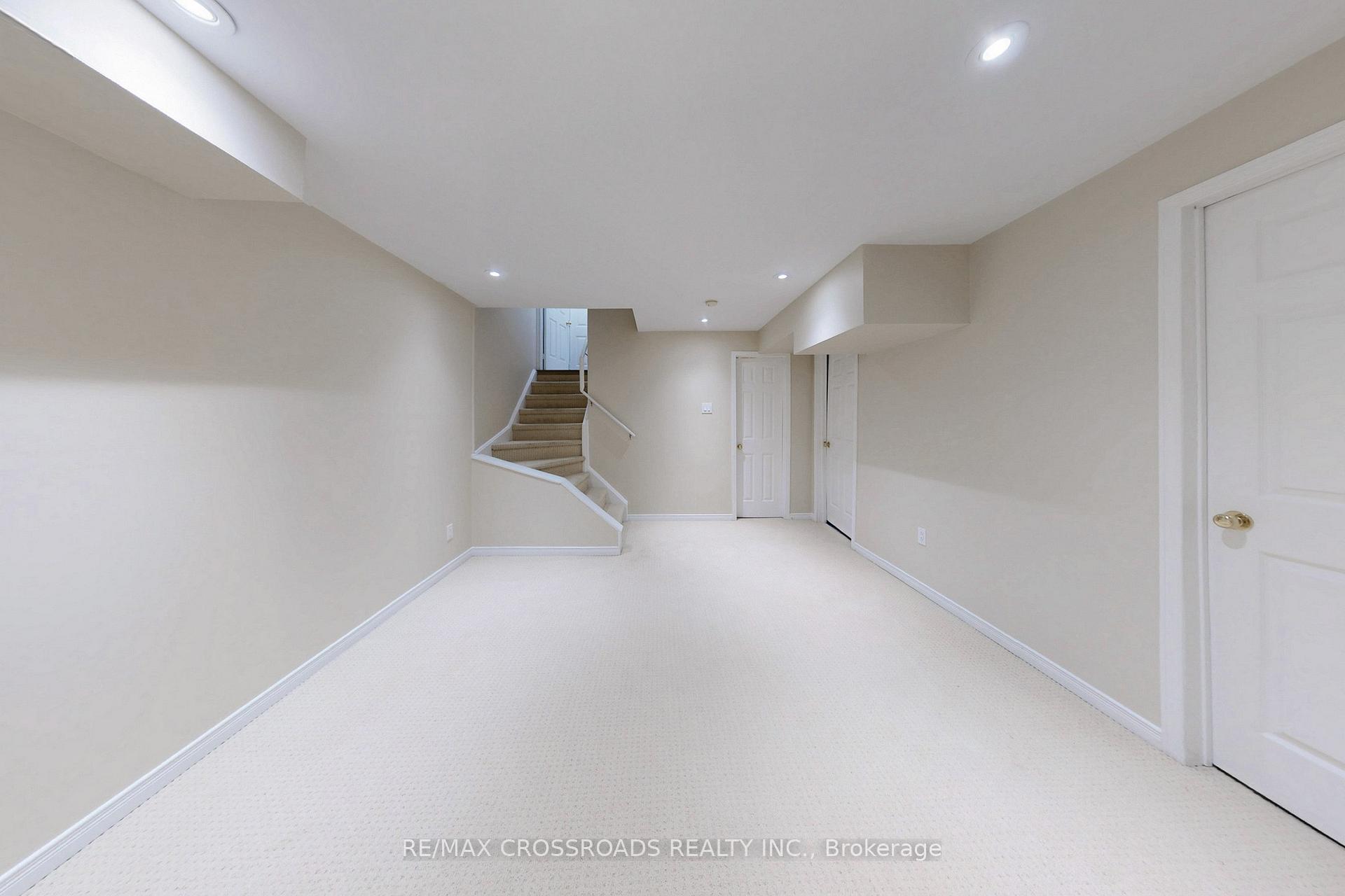 Photo 44 of 29 Regatta Crescent, Whitby, Port Whitby — HOMEH