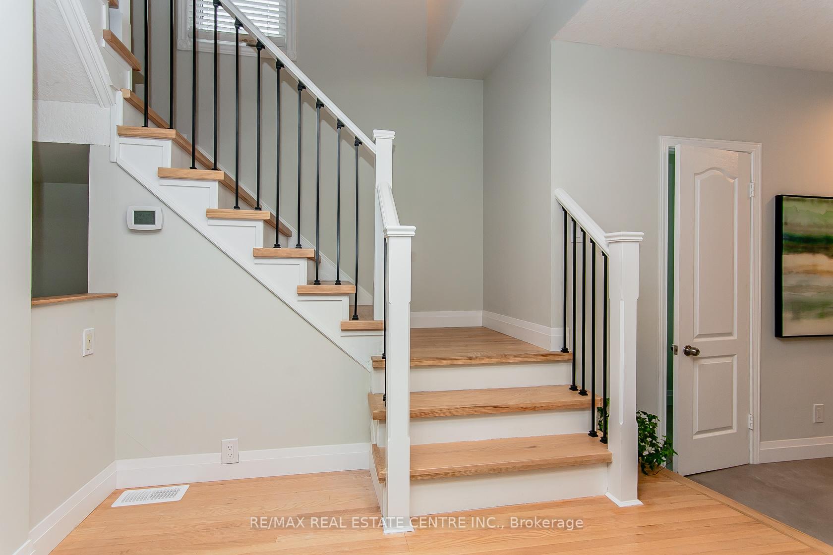 Photo 20 of Unit 6, 511 Oakvale Drive, Waterloo — HOMEH