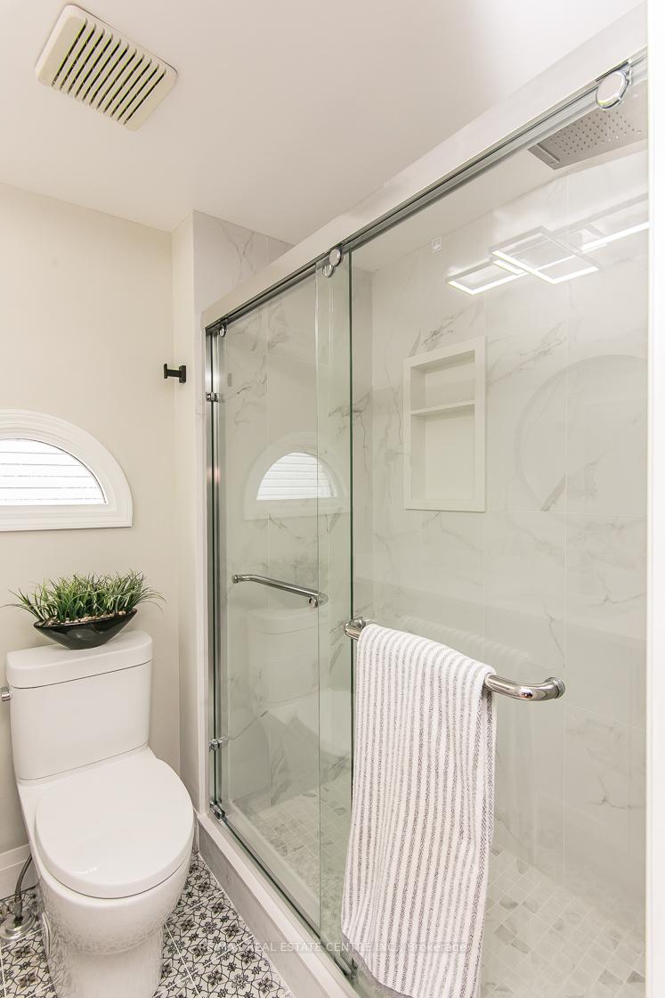 Photo 27 of Unit 6, 511 Oakvale Drive, Waterloo — HOMEH